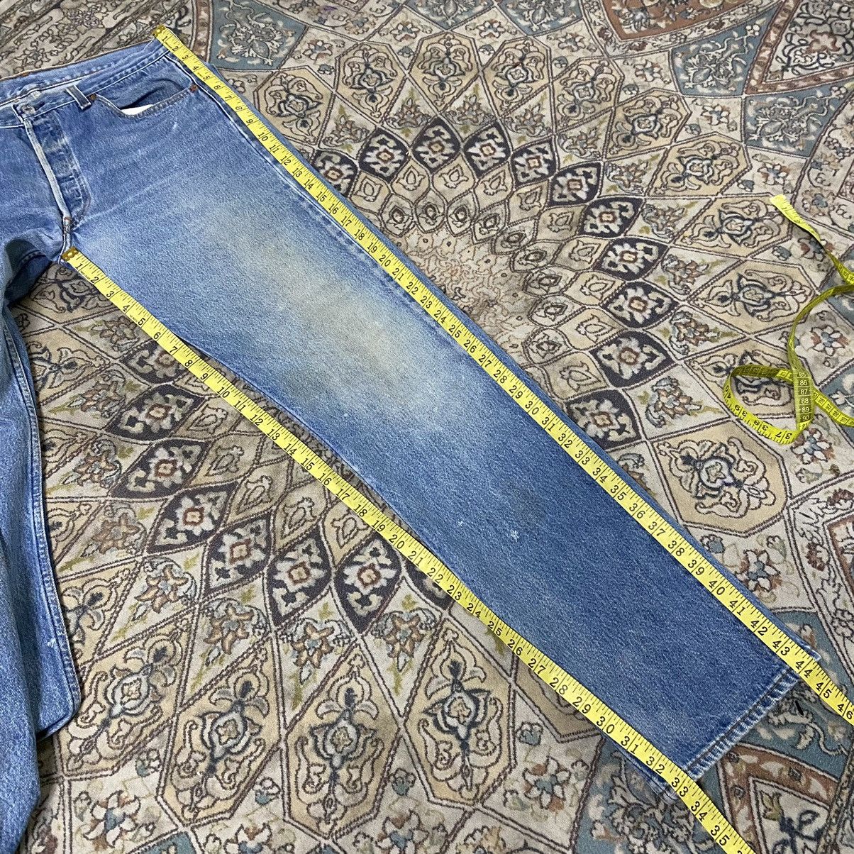 Levi's Vintage 90s Levis 501xx Distressed Jeans 34x33 Made in USA Size US 34 / EU 50 - 18 Thumbnail