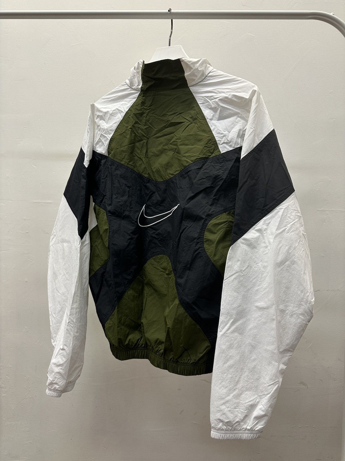 Nike NIKE RE-ISSUE RETRO JACKET BLACK, LEGION GREEN & WHITE XS Size US XS / EU 42 / 0 - 2 Thumbnail
