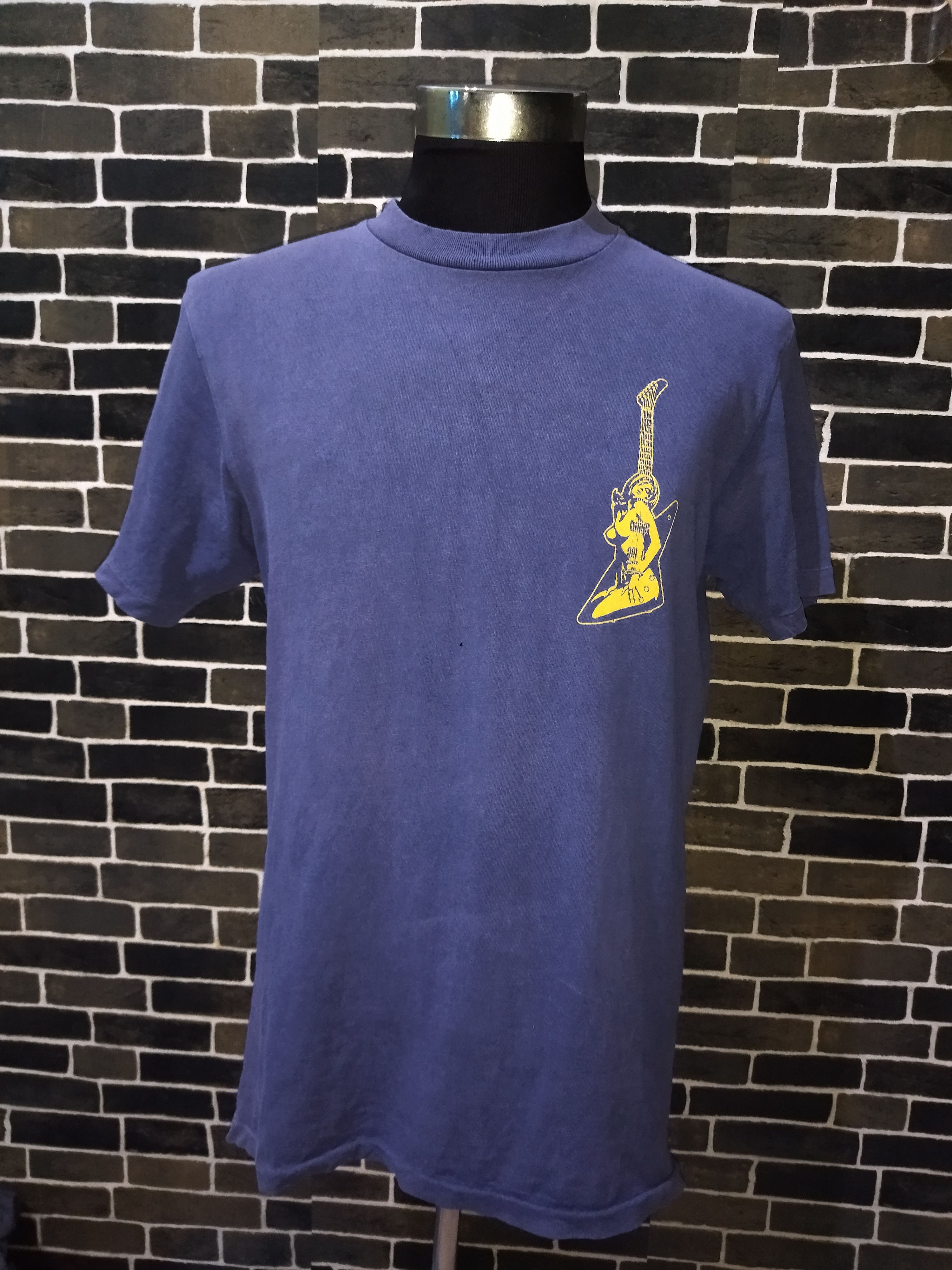 Hysteric Glamour × Japanese Brand × Vintage Vintage Hysteric Glamour Guitar Girl Size M Tshirt Size US M / EU 48-50 / 2 - 7 Thumbnail