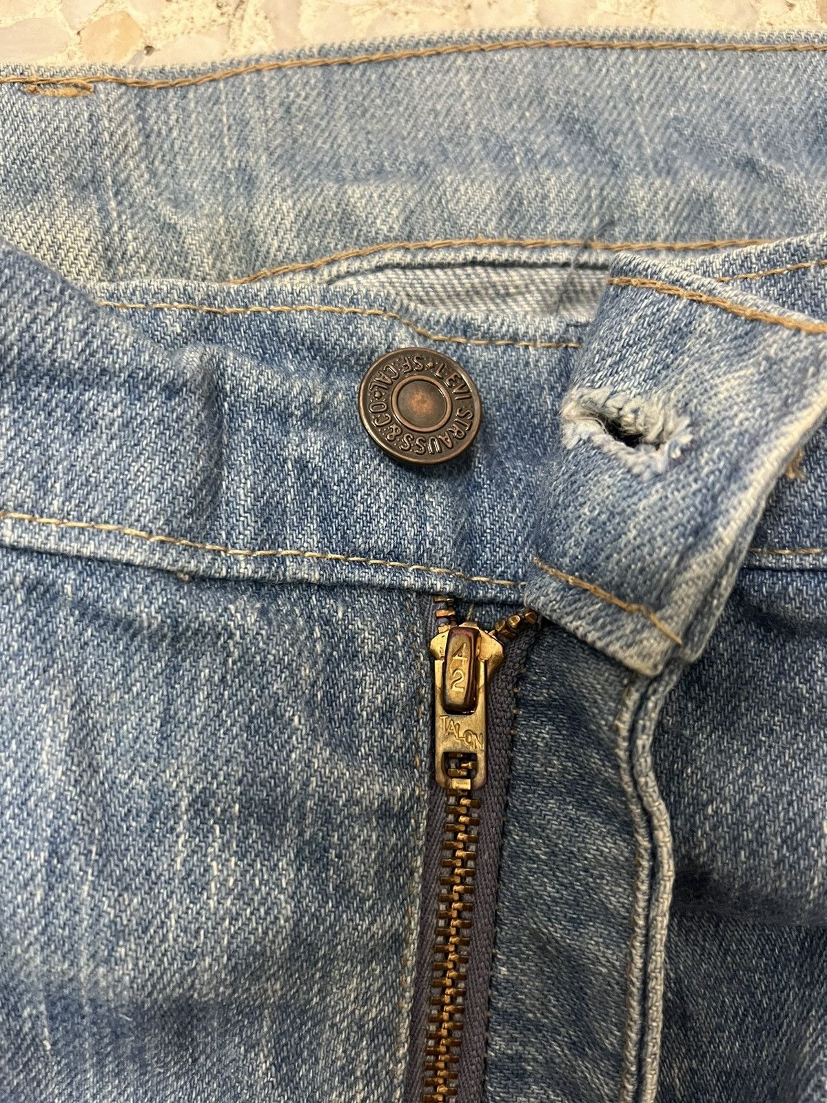 Levi's Vintage Levi’s 70s oren tab 663 bell bottom bootcut jeans Size US 37 - 7 Thumbnail