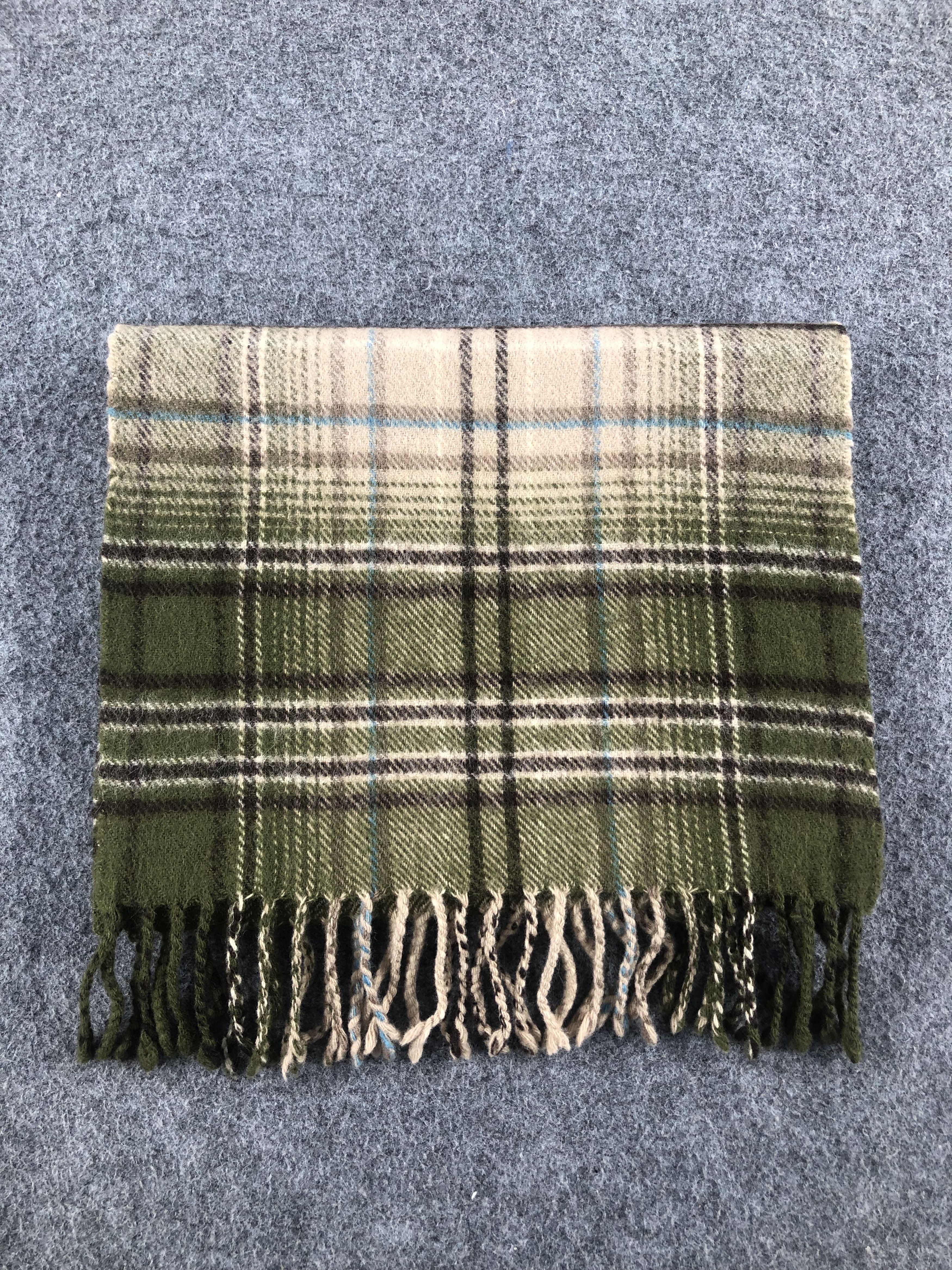 Johnstons Of Elgin Johnstons Of Elgin Scarf / Muffler / Neckwear Size ONE SIZE - 6 Thumbnail