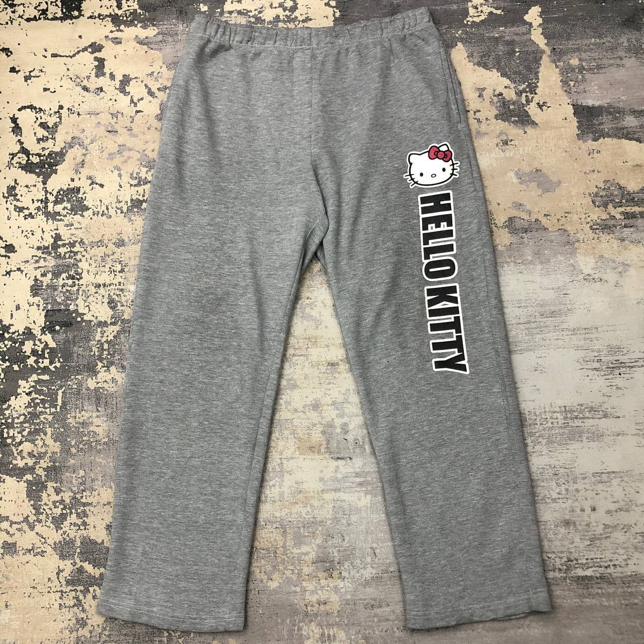 Japanese Brand P384 HELLO KITTY SWEATPANTs Size US 36 / EU 52 - 1 Thumbnail
