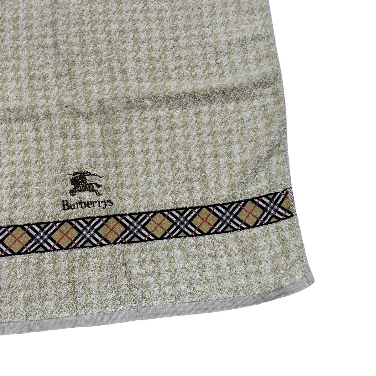 Burberry RARE Vintage Burberrys Towel Size ONE SIZE - 5 Thumbnail