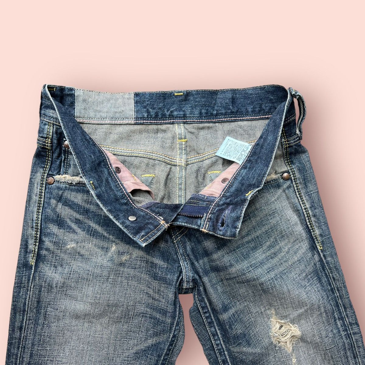 If Six Was Nine × Levi's × Levi's Vintage Clothing FLARED DISTRESSED LEVIS JAPAN LADIES JEANS Size 27" / US 4 / IT 40 - 14 Thumbnail