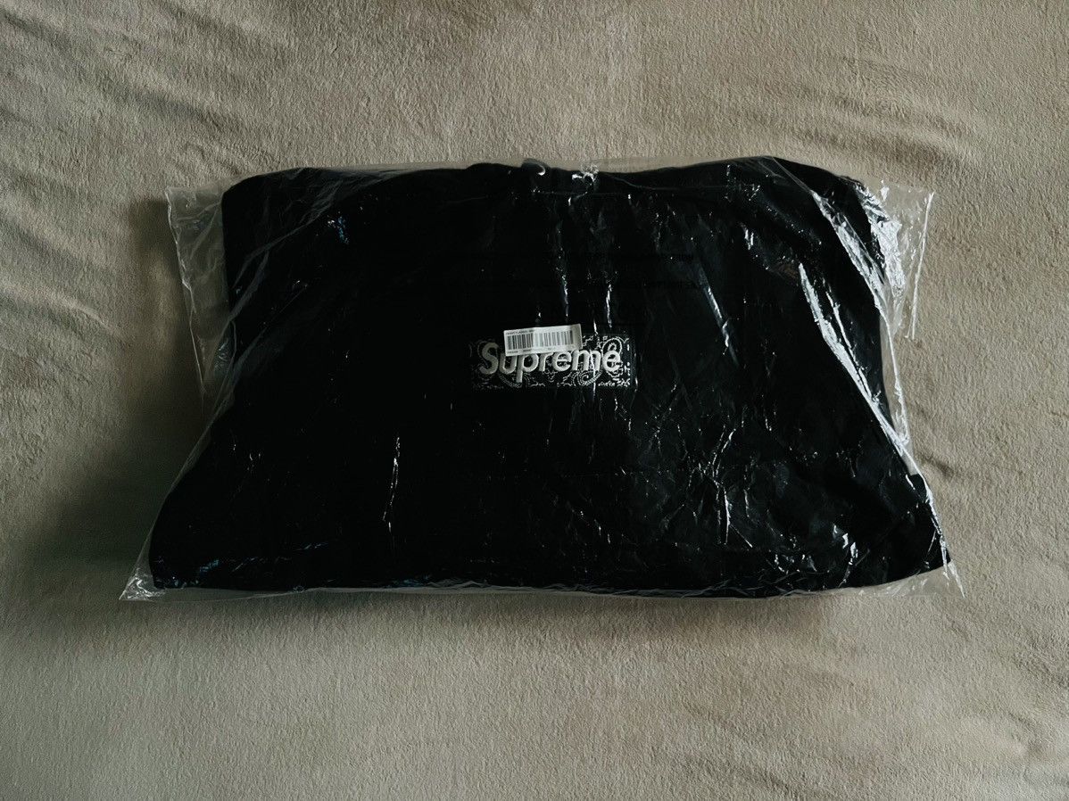Supreme Supreme Bandana Box Logo Hooded Sweatshirt (Black) - Large Size US L / EU 52-54 / 3 - 1 Thumbnail