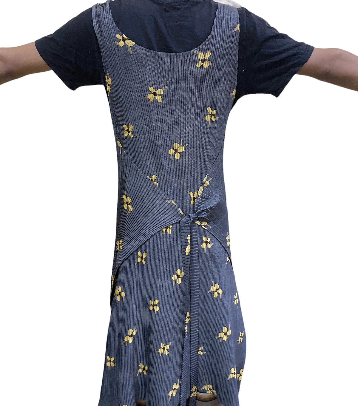 Issey Miyake Issey Miyake Dress Women Fashion Size M / US 6-8 / IT 42-44 - 2 Thumbnail