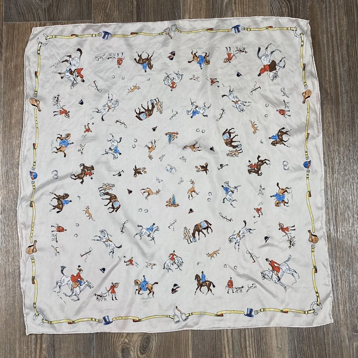 Chanel Chanel rider white silk scarf Size ONE SIZE - 1 Thumbnail