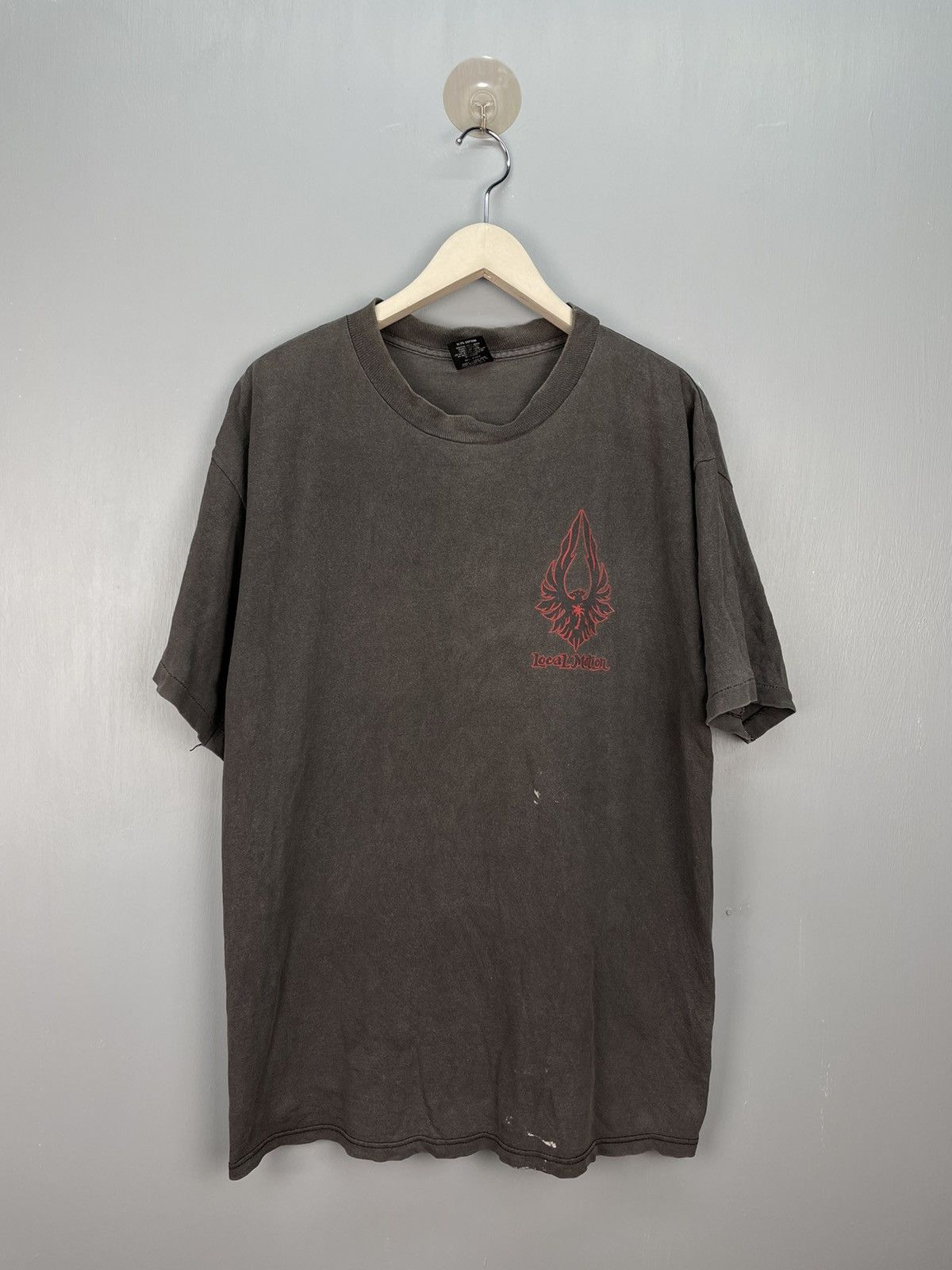 Vintage Vintage 90s Local Motion surf brand t shirt Size US L / EU 52-54 / 3 - 2 Thumbnail