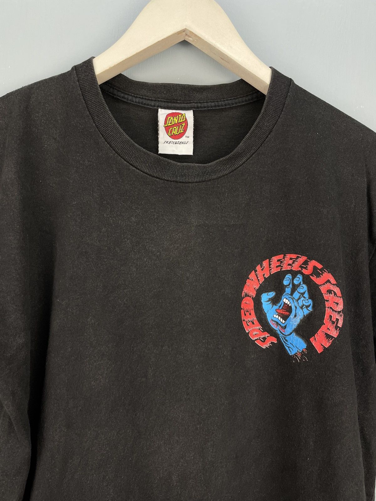 Santa Cruz Skateboards Vintage Santa Cruz screaming hand t shirt Size US M / EU 48-50 / 2 - 3 Thumbnail