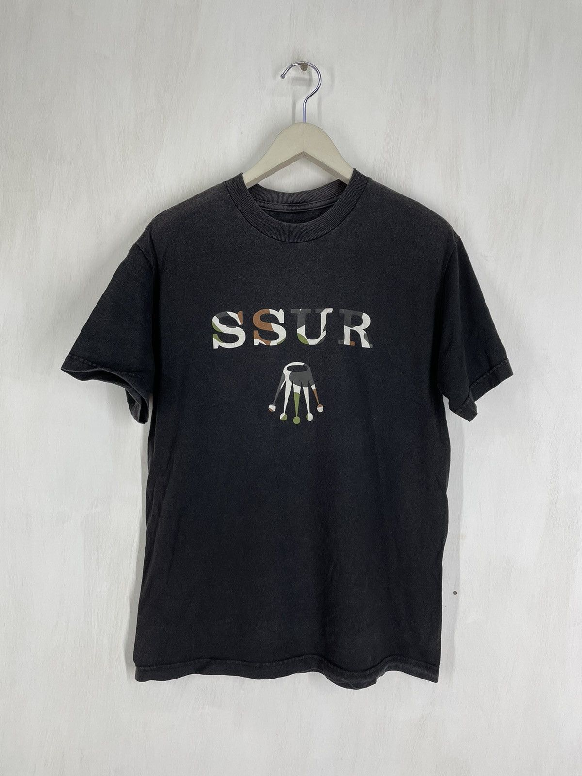 Japanese Brand Vintage SSUR crown logo t shirt streetwear Size US M / EU 48-50 / 2 - 1 Thumbnail