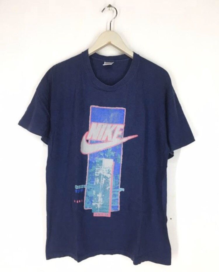 Nike Vintage 90s Nike grey tag t shirt Size US L / EU 52-54 / 3 - 1 Thumbnail