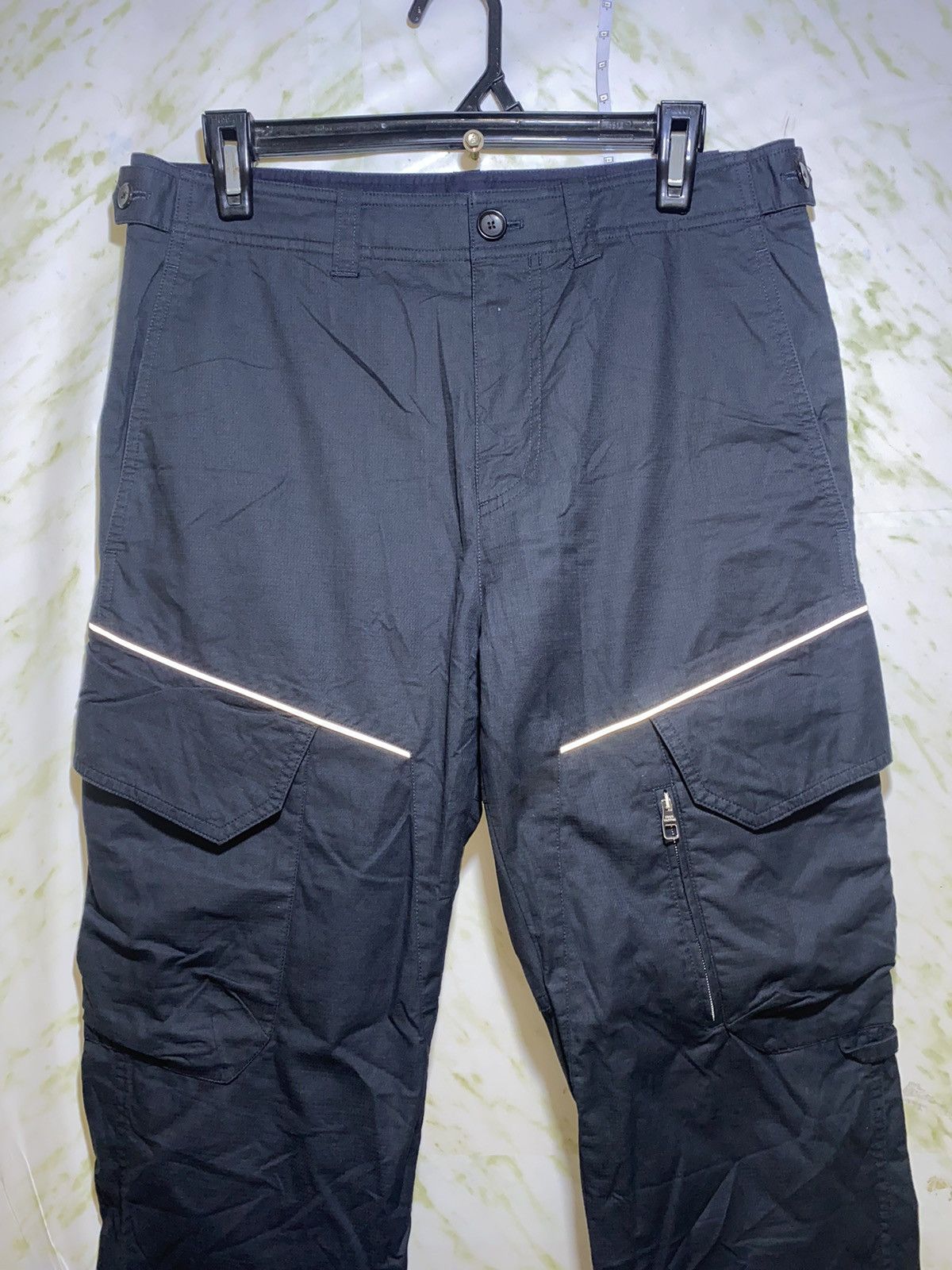 Louis Vuitton Louis Vuitton x Virgil Abloh Reflective Cargo Pants Size US 30 / EU 46 - 5 Thumbnail