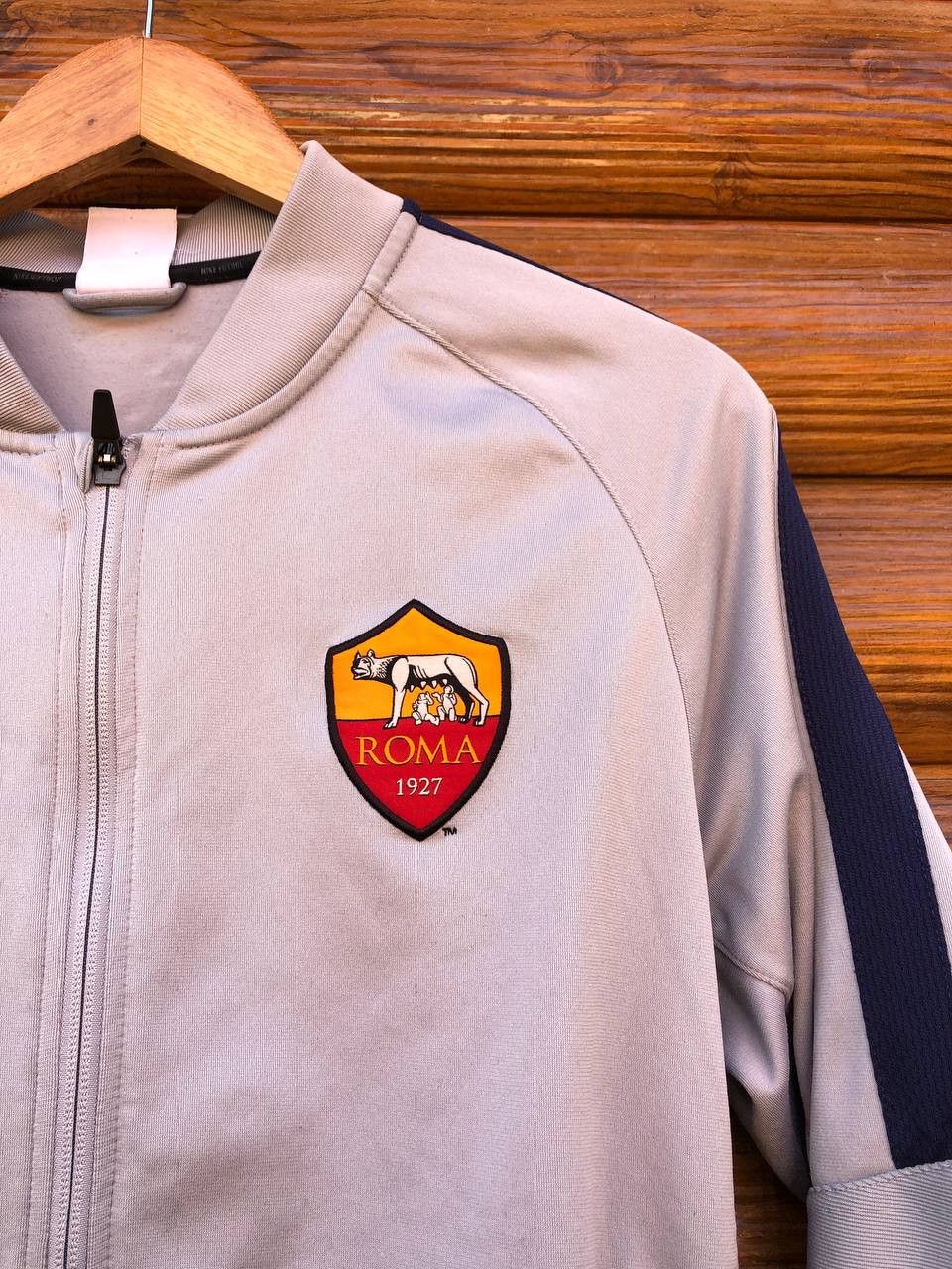 Nike AS ROMA TRAINING FOOTBALL SOCCER SHIRT JERSEY NIKE Size US L / EU 52-54 / 3 - 4 Thumbnail