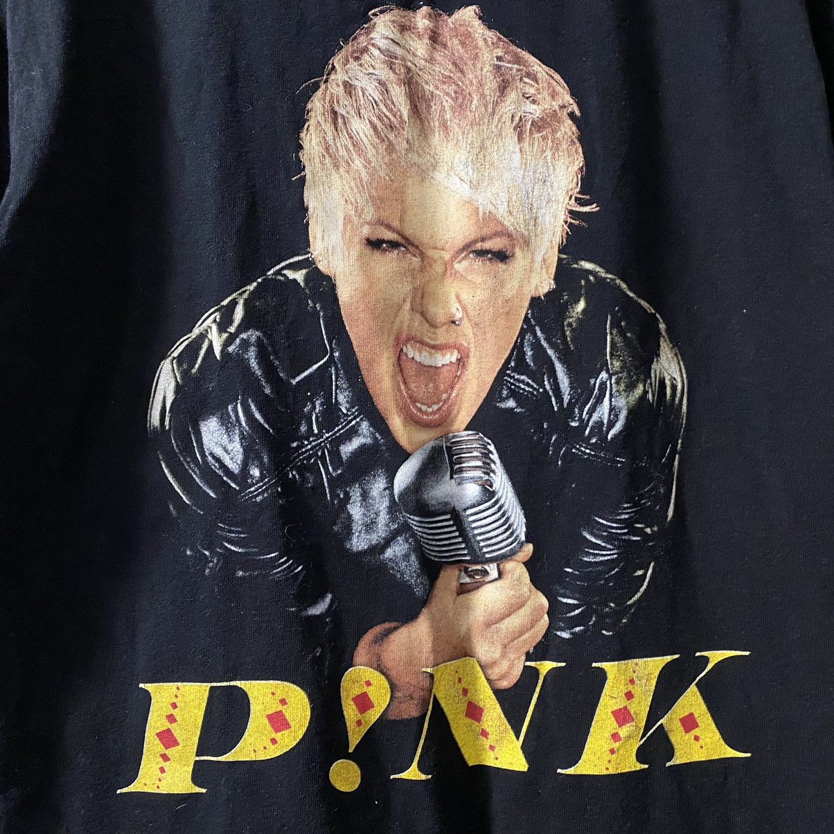 Band Tees PINK FUNHOUSE WORLD TOUR T SHIRT Size US S / EU 44-46 / 1 - 3 Thumbnail