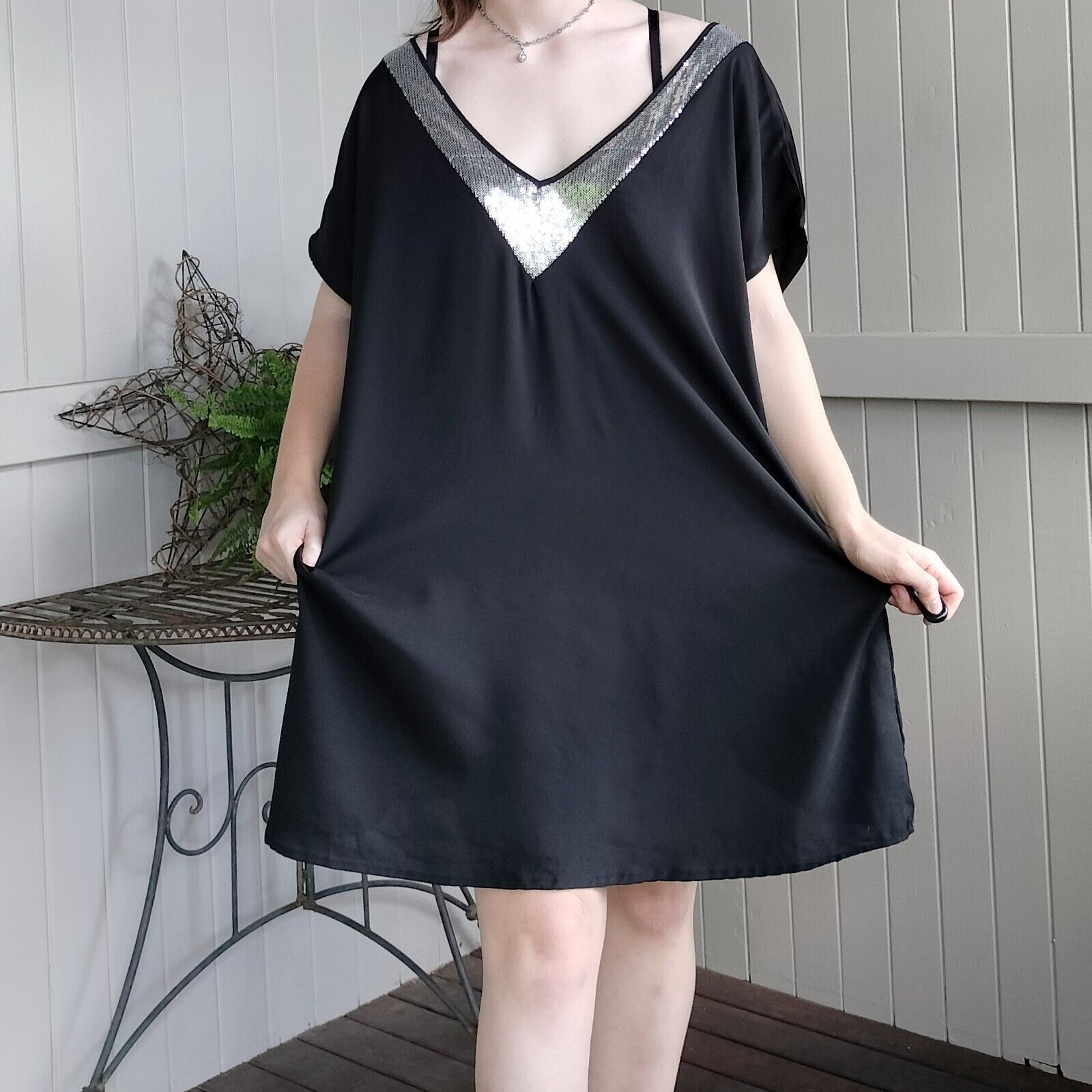 Embellish Autograph Blouse Top Sequin Short Sleeve Satin Embellished Size 3XL / US 20-22 - 3 Thumbnail