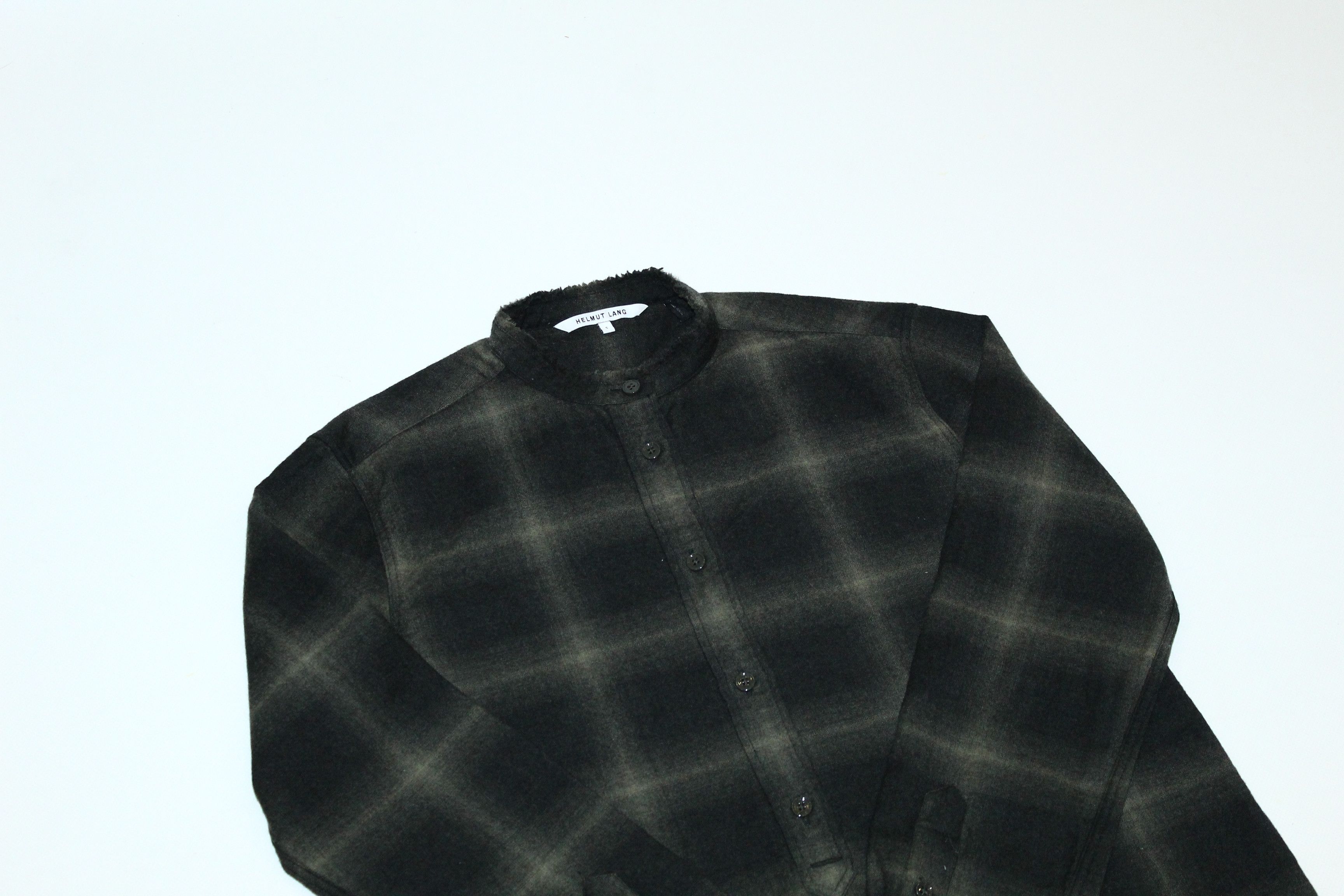 Helmut Lang Helmut Lang Wool Plaid Distressed Shirt Size US S / EU 44-46 / 1 - 11 Thumbnail