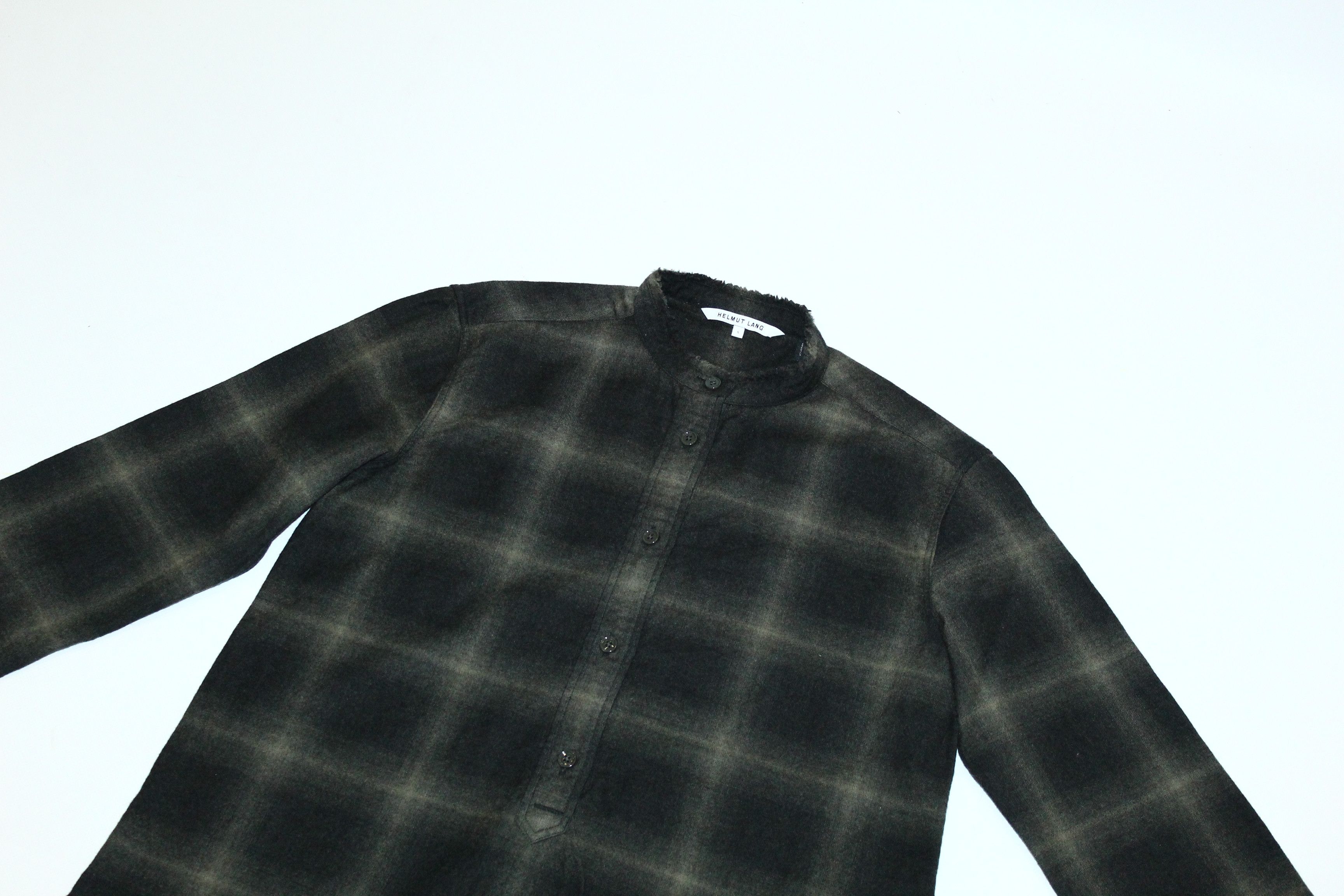 Helmut Lang Helmut Lang Wool Plaid Distressed Shirt Size US S / EU 44-46 / 1 - 8 Thumbnail
