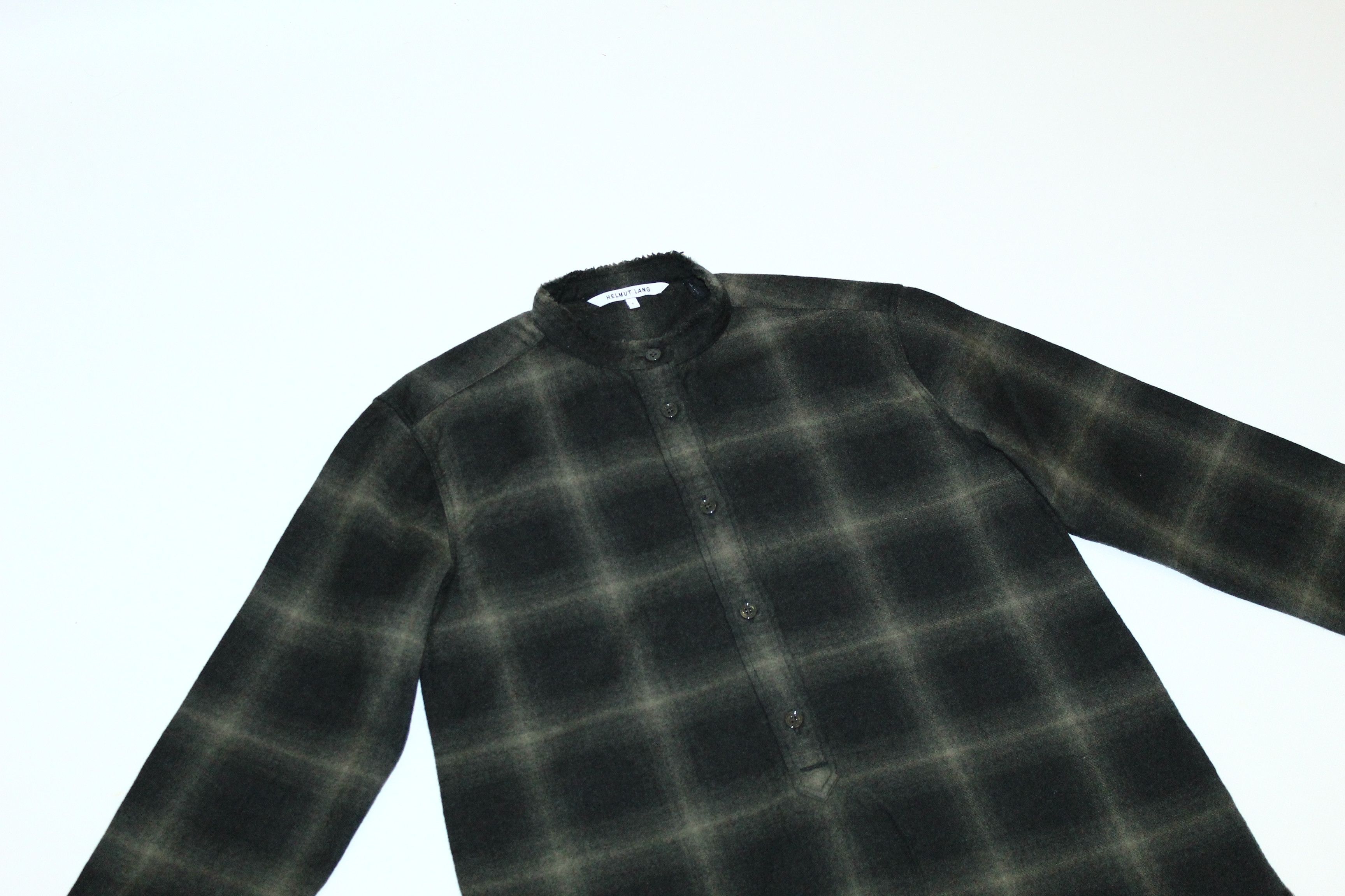 Helmut Lang Helmut Lang Wool Plaid Distressed Shirt Size US S / EU 44-46 / 1 - 3 Thumbnail