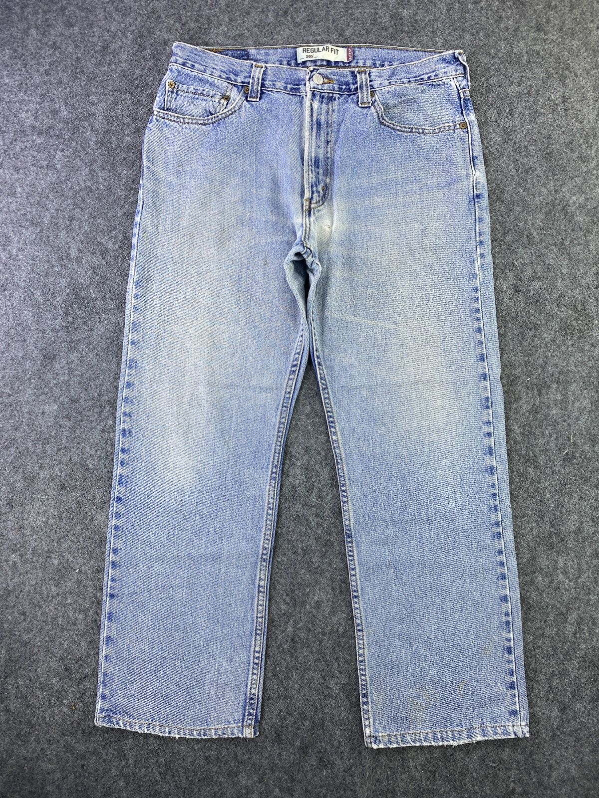 Levi's VINTAGE LEVI'S 505 BLUE WASH JEANS - J681 Size US 34 / EU 50 - 1 Thumbnail