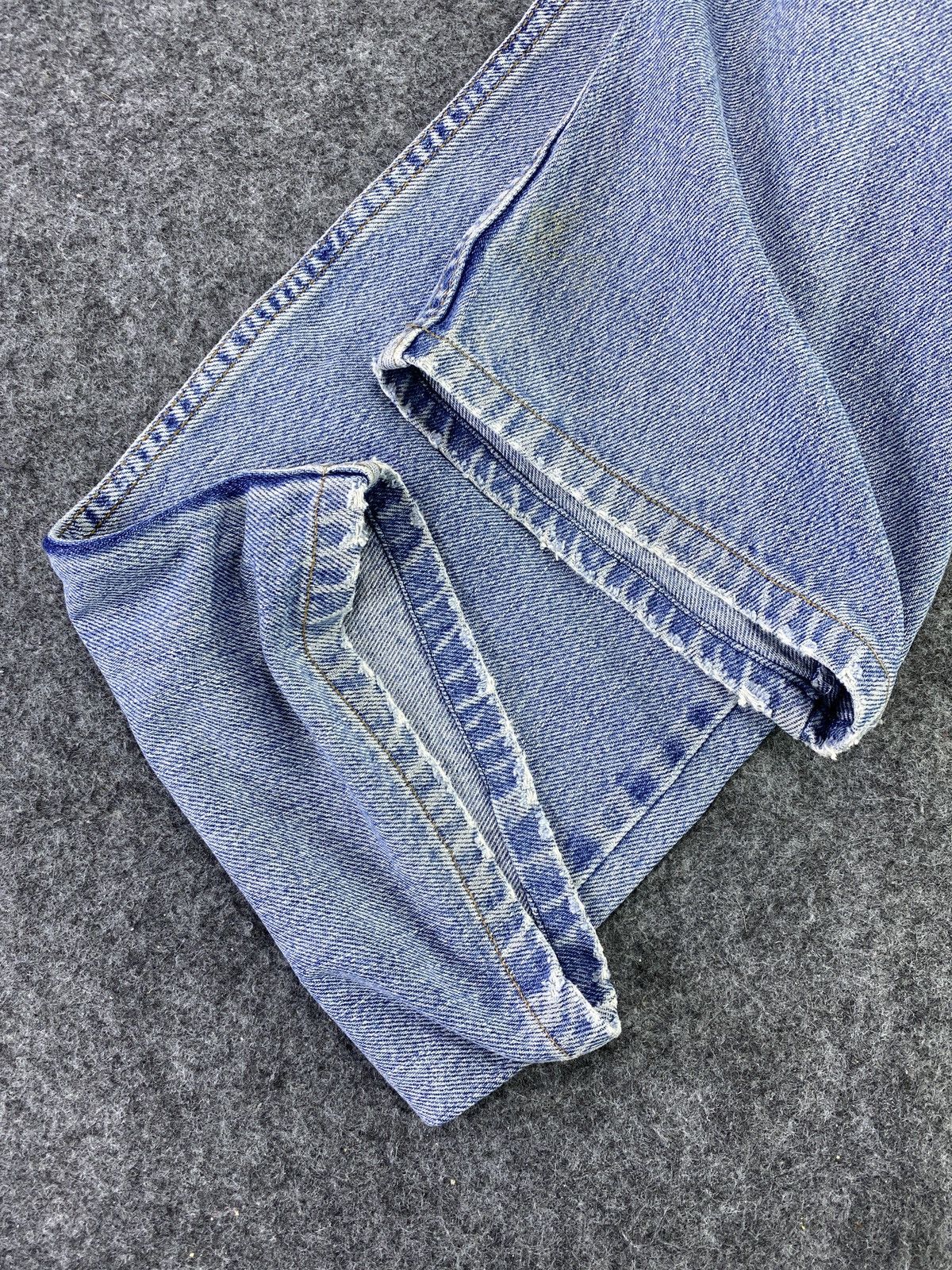 Levi's VINTAGE LEVI'S 505 BLUE WASH JEANS - J681 Size US 34 / EU 50 - 8 Thumbnail