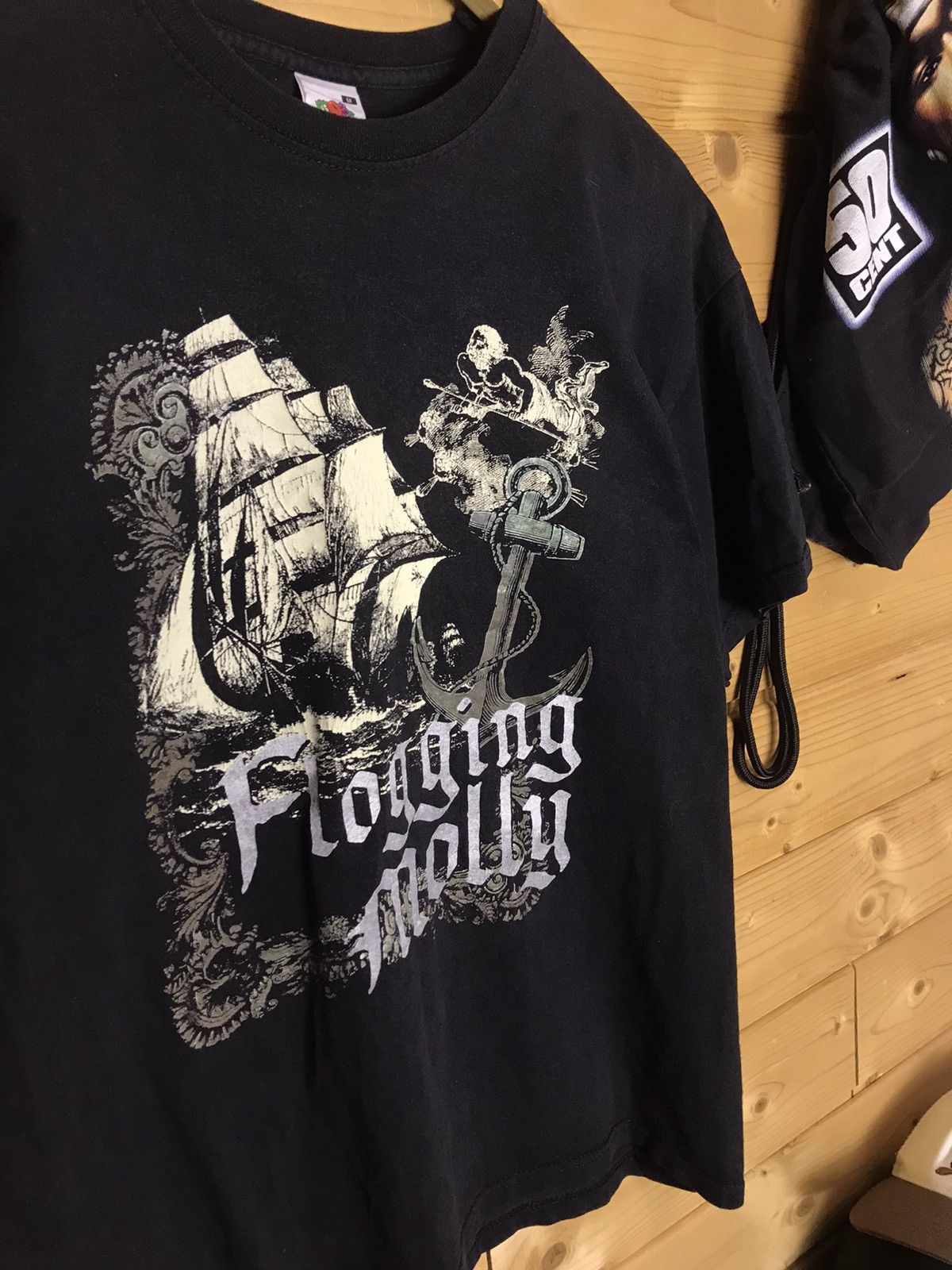 Band Tees Vintage Flogging Molly t-shirt Size US M / EU 48-50 / 2 - 3 Thumbnail
