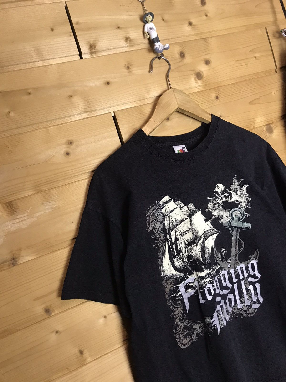 Band Tees Vintage Flogging Molly t-shirt Size US M / EU 48-50 / 2 - 2 Thumbnail