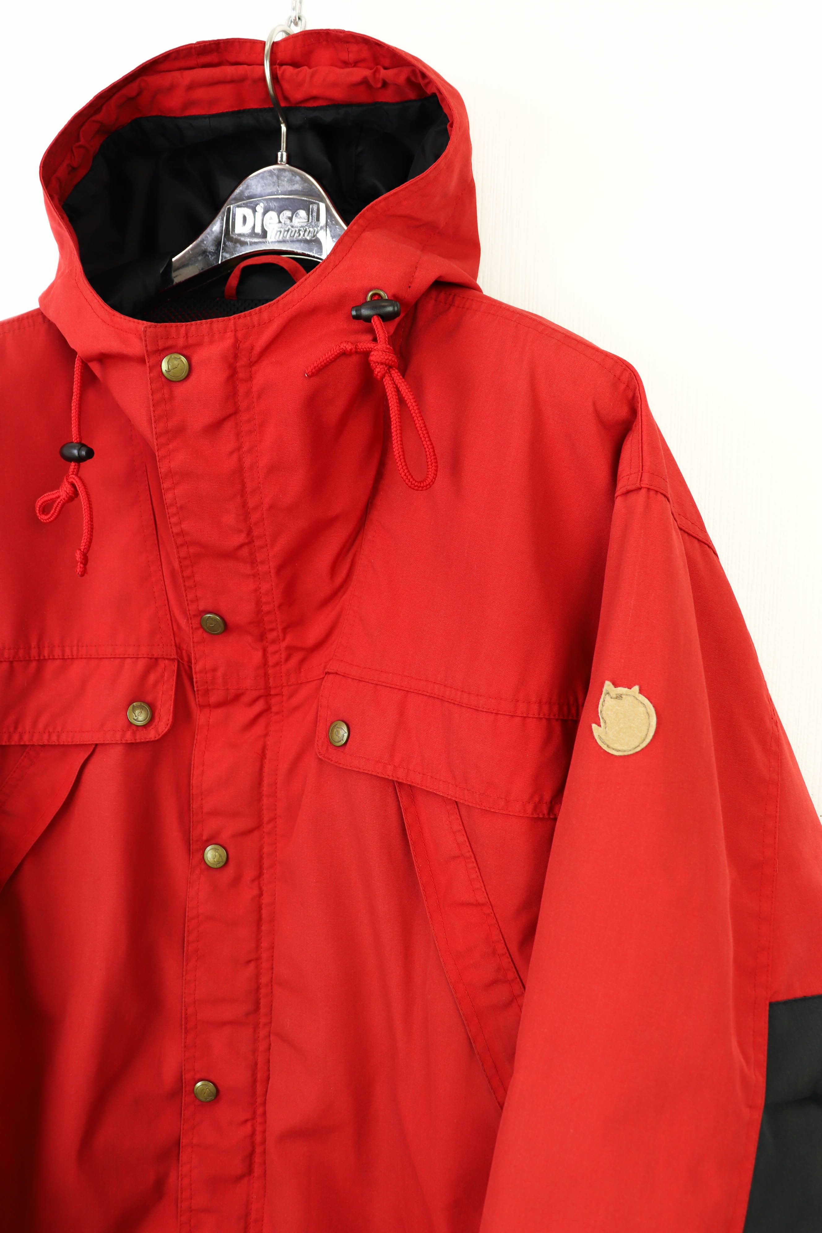 Fjallraven Fjallraven Vintage 90s Red Outdoor Hiking Jacket Size US L / EU 52-54 / 3 - 6 Thumbnail