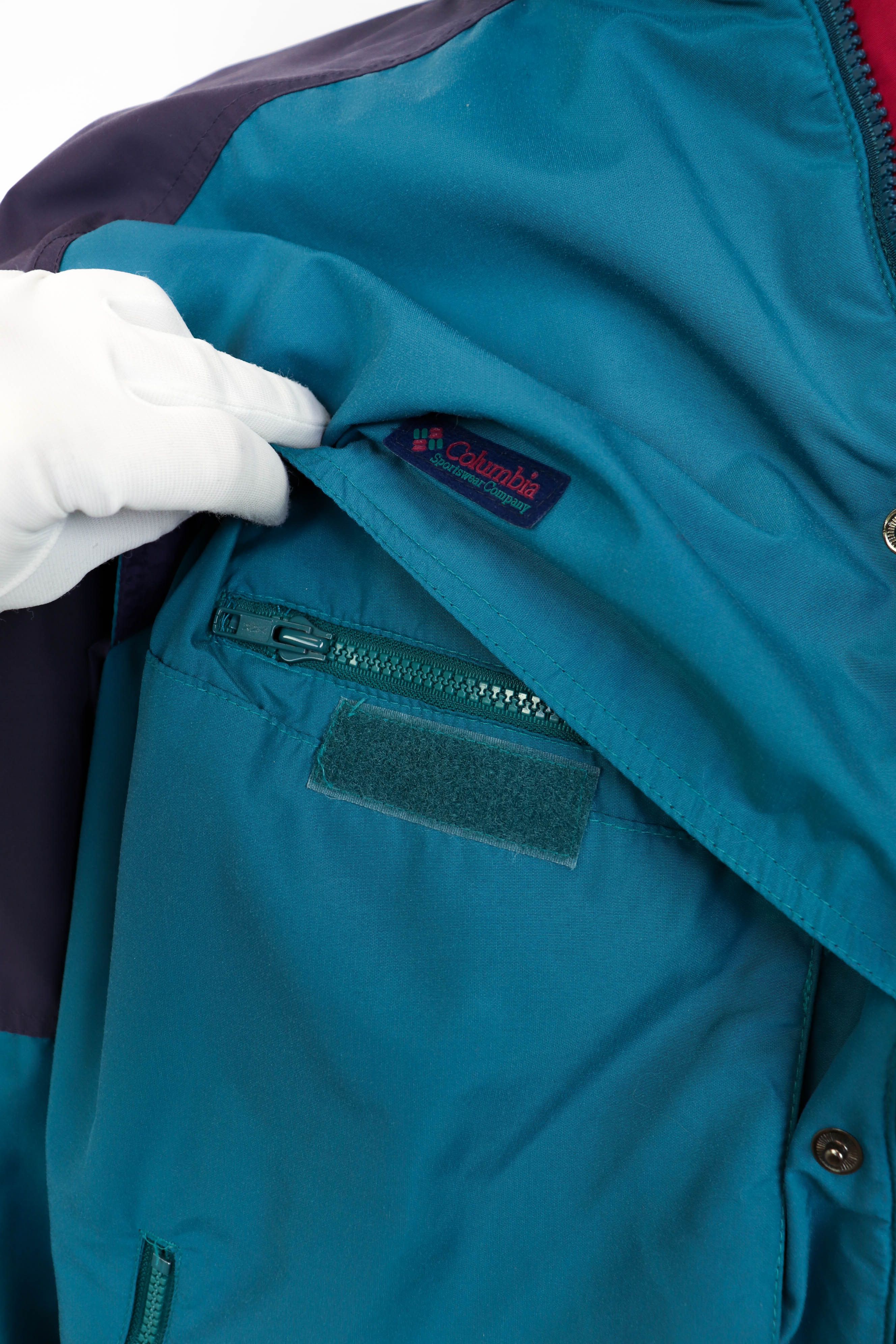 Columbia Columbia Vintage 90s Powder Keg Made in Korea Nylon Jacket Size US XL / EU 56 / 4 - 8 Thumbnail