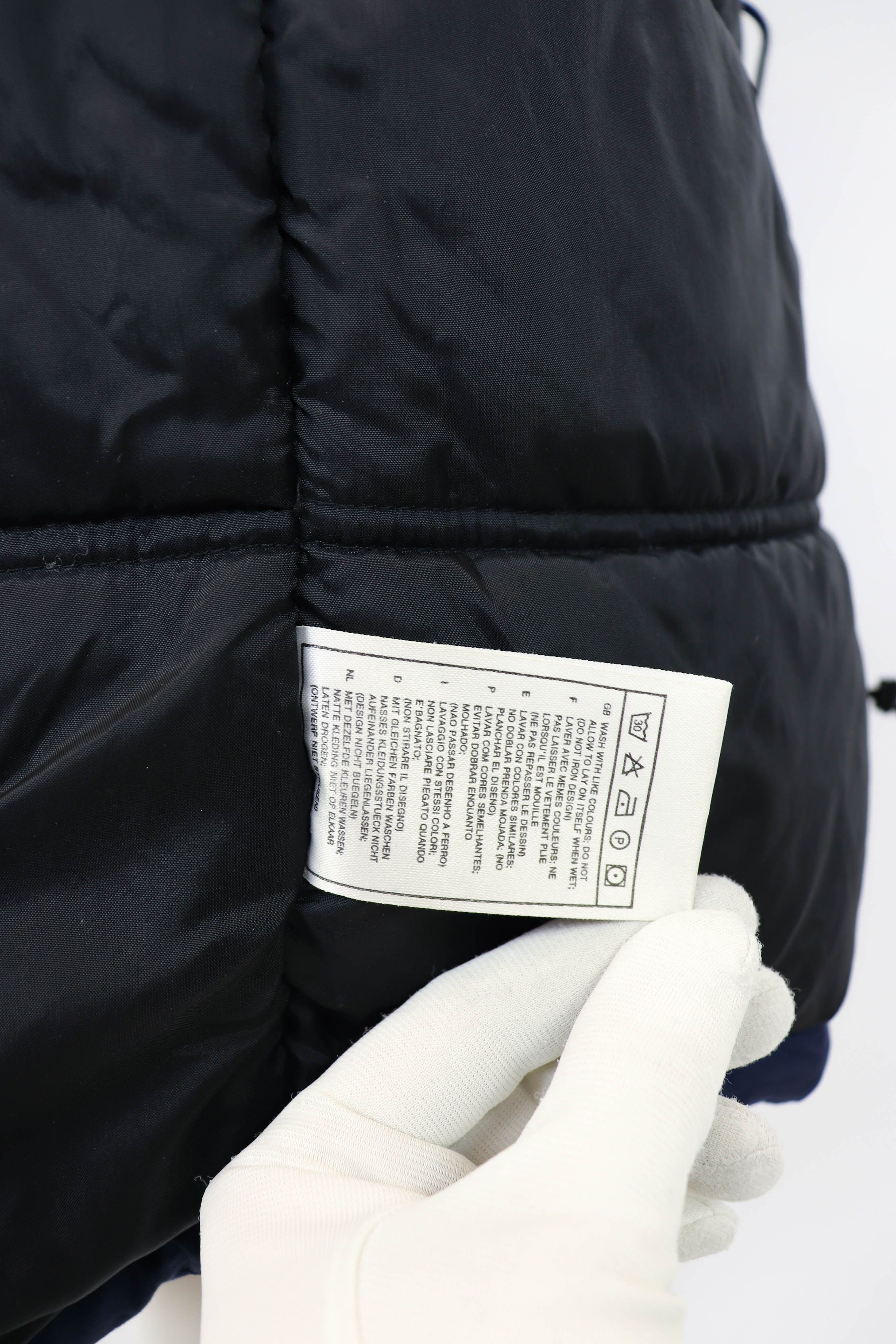 Nike Nike Team Vintage 90s Navy Blue Insulated Nylon Zip Jacket Size US S / EU 44-46 / 1 - 18 Thumbnail