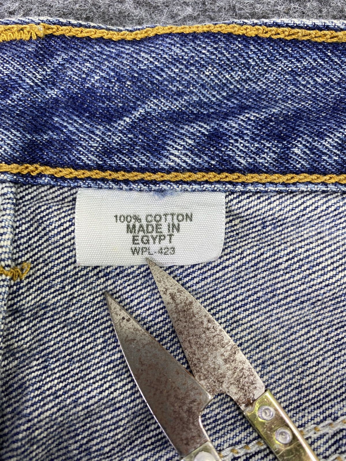 Levi's VINTAGE LEVIS 501 DIRTY BLUE WASH JEANS - J683 Size US 40 / EU 56 - 4 Thumbnail