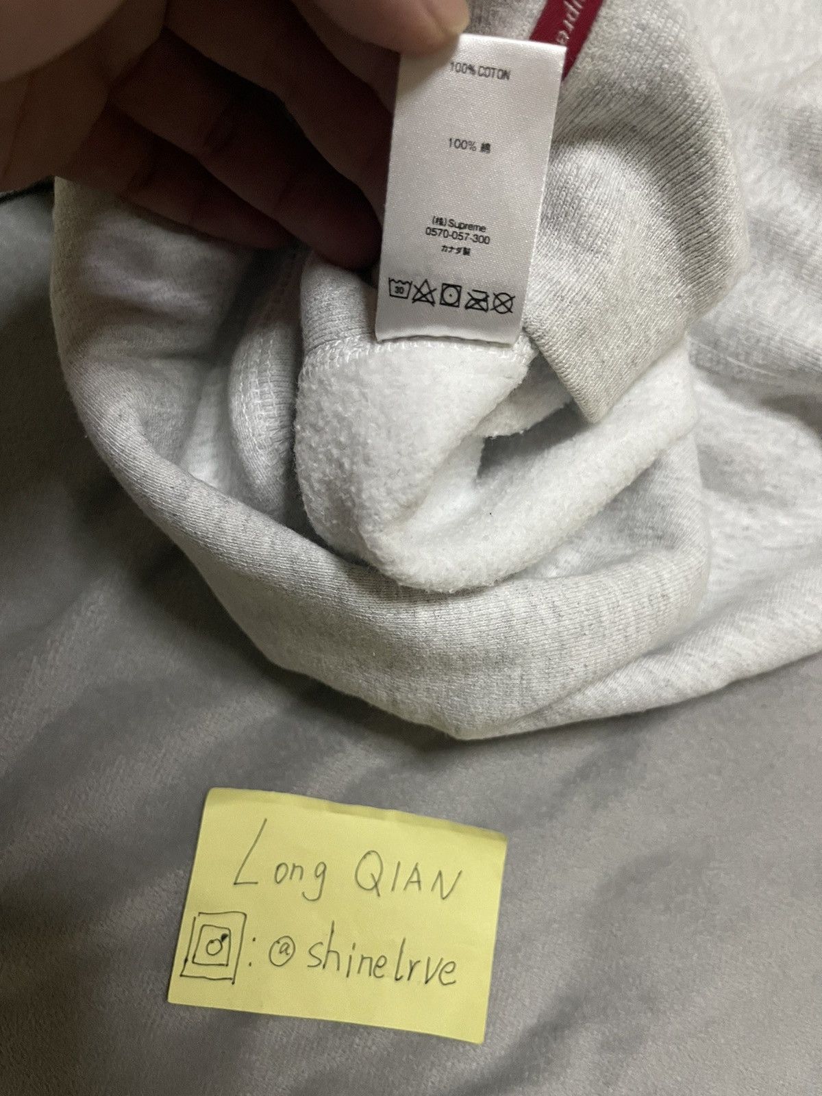 Supreme Supreme fw18 grey box logo crewneck red on grey Size US M / EU 48-50 / 2 - 8 Thumbnail