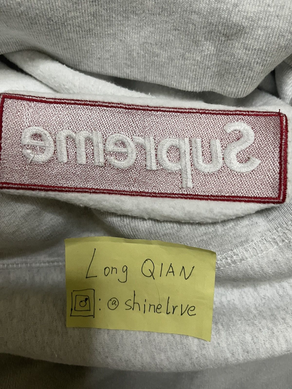Supreme Supreme fw18 grey box logo crewneck red on grey Size US M / EU 48-50 / 2 - 6 Thumbnail