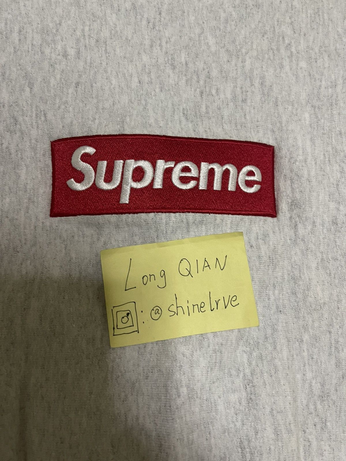 Supreme Supreme fw18 grey box logo crewneck red on grey Size US M / EU 48-50 / 2 - 3 Thumbnail