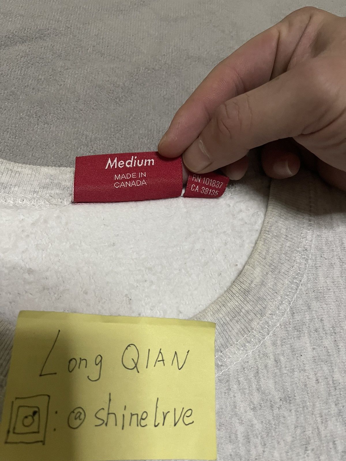Supreme Supreme fw18 grey box logo crewneck red on grey Size US M / EU 48-50 / 2 - 5 Thumbnail