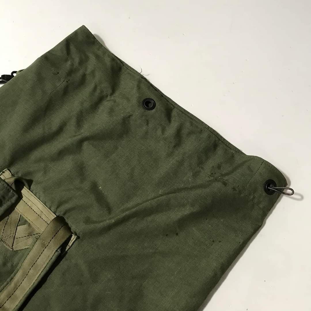 Vintage Vintage 70s Military Canvas Duffel Bag USMC WW2 fashion Size ONE SIZE - 6 Thumbnail