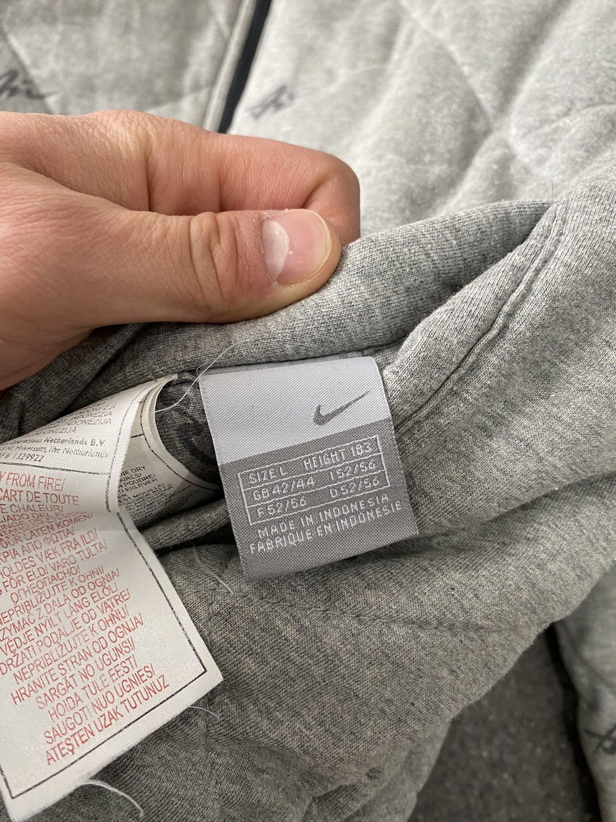Nike Vintage Nike Air Two Side Bomber Jacket Size US L / EU 52-54 / 3 - 15 Thumbnail