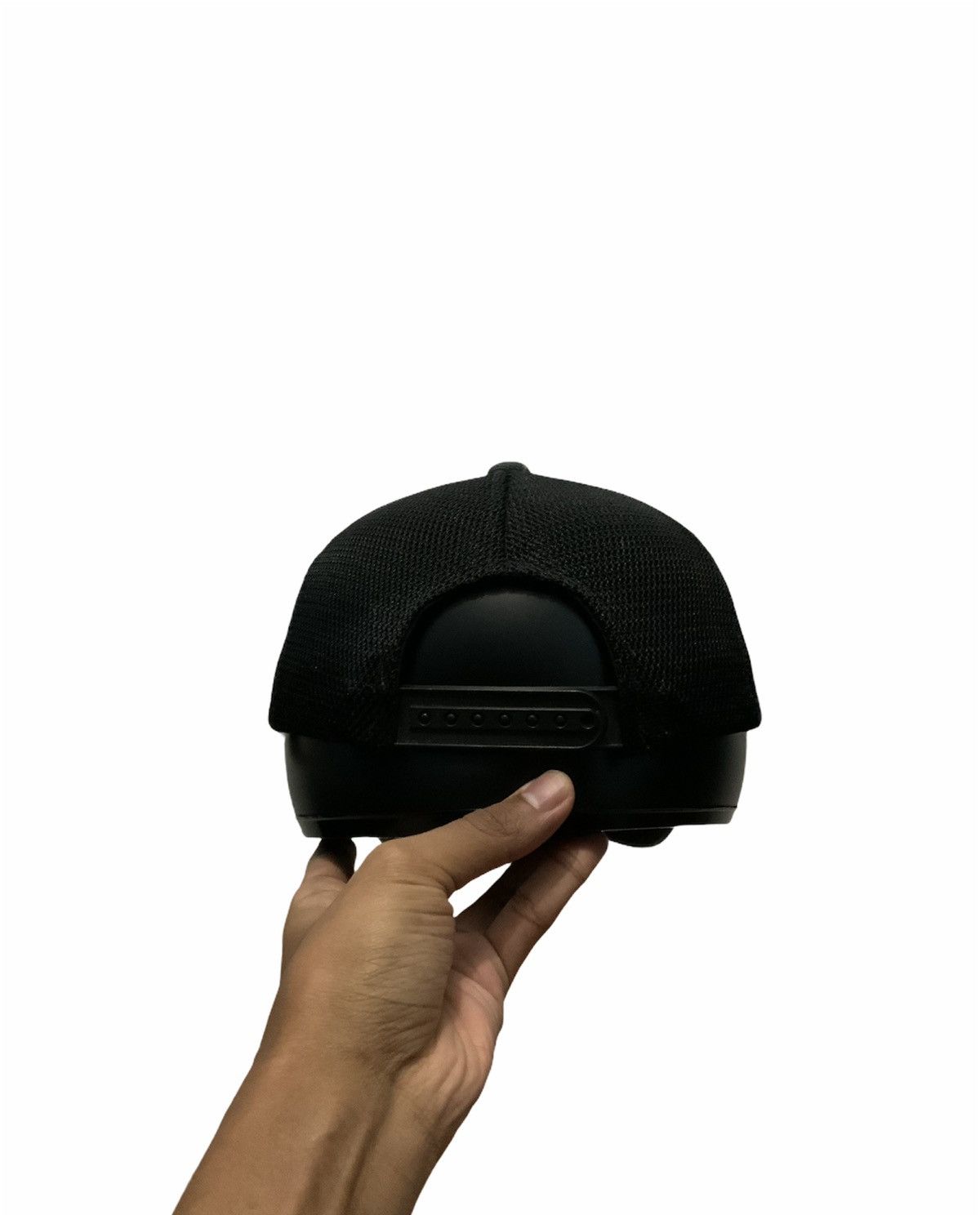 Japanese Brand 24 Hour Television 37 Love Saves The Earth Trucker Hat Size ONE SIZE - 4 Thumbnail