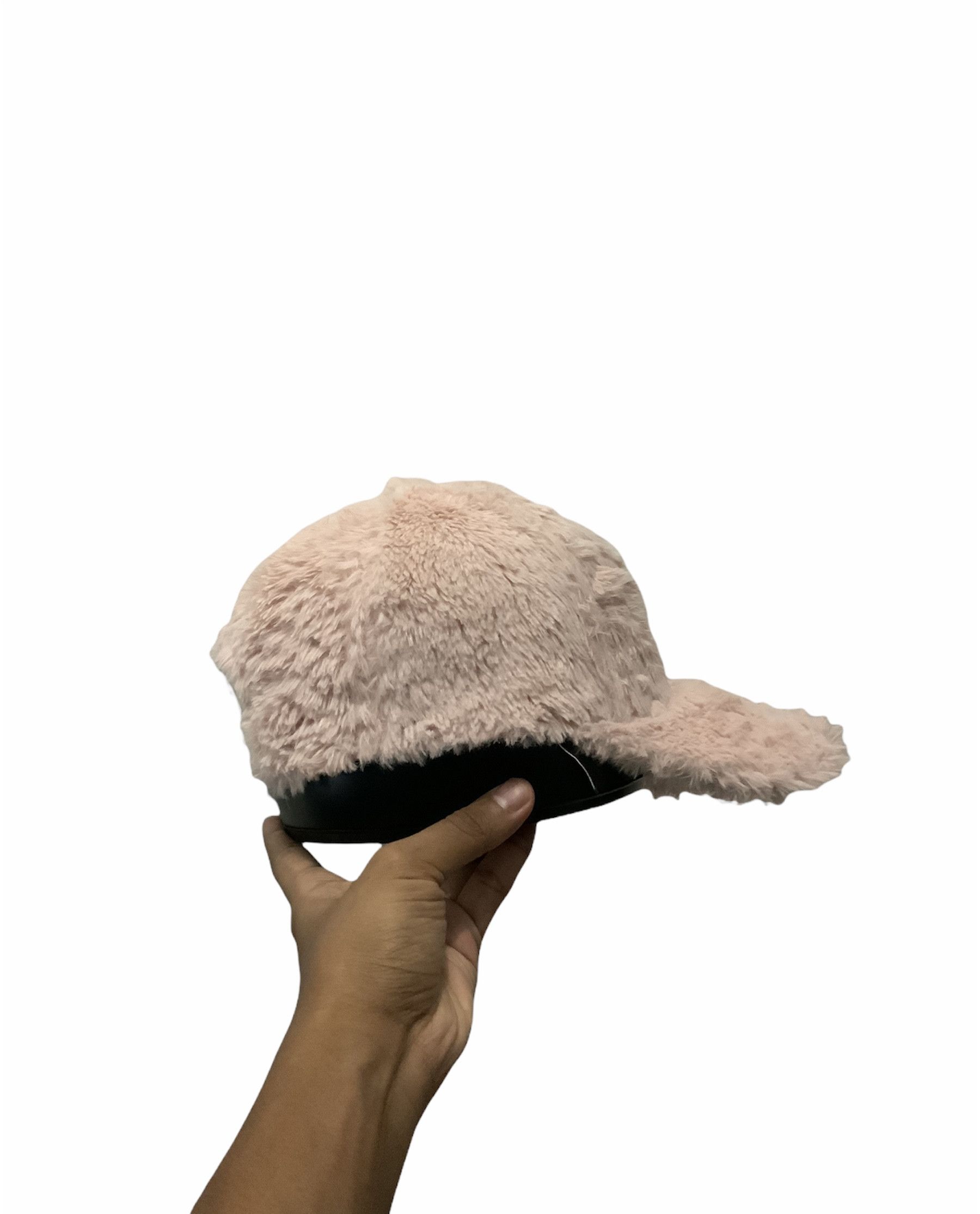 If Six Was Nine Cats Sleep Mohair Fur Snap Back Pinky Hat Size ONE SIZE - 3 Thumbnail