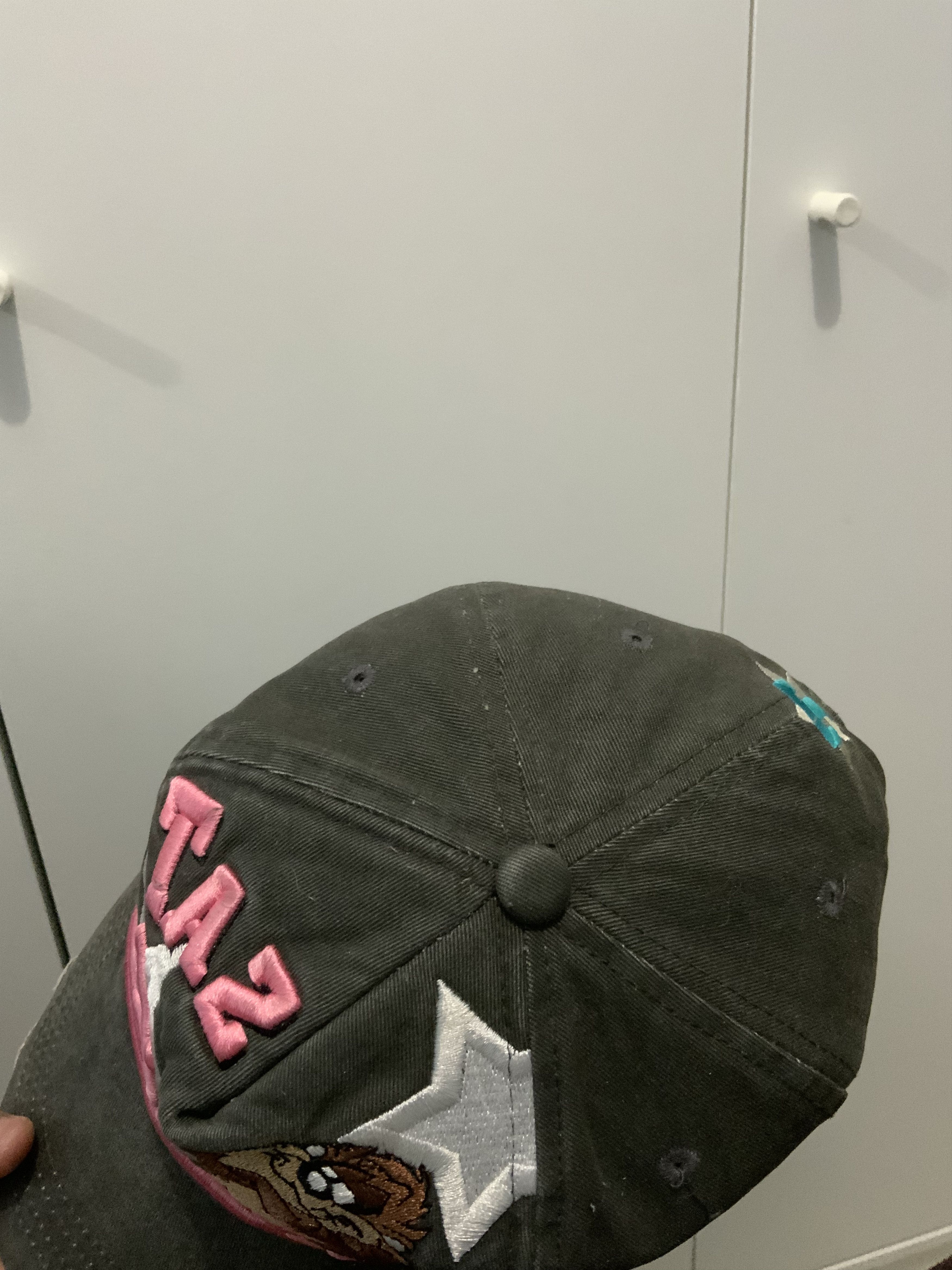 Vintage Vintage Taz-Mania Looney Tunes Hat Size ONE SIZE - 16 Thumbnail