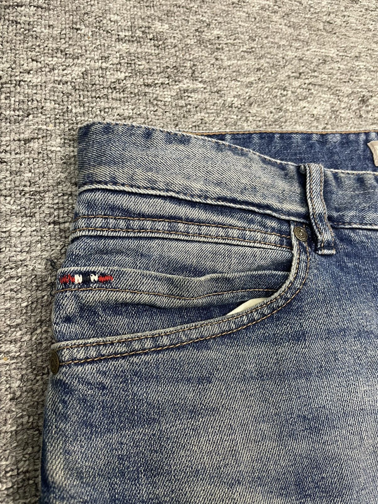 Napapijri × Vintage Vintage Napapijri Slim Fit Jeans Stretch Faded Blue Wash Size US 34 / EU 50 - 9 Thumbnail