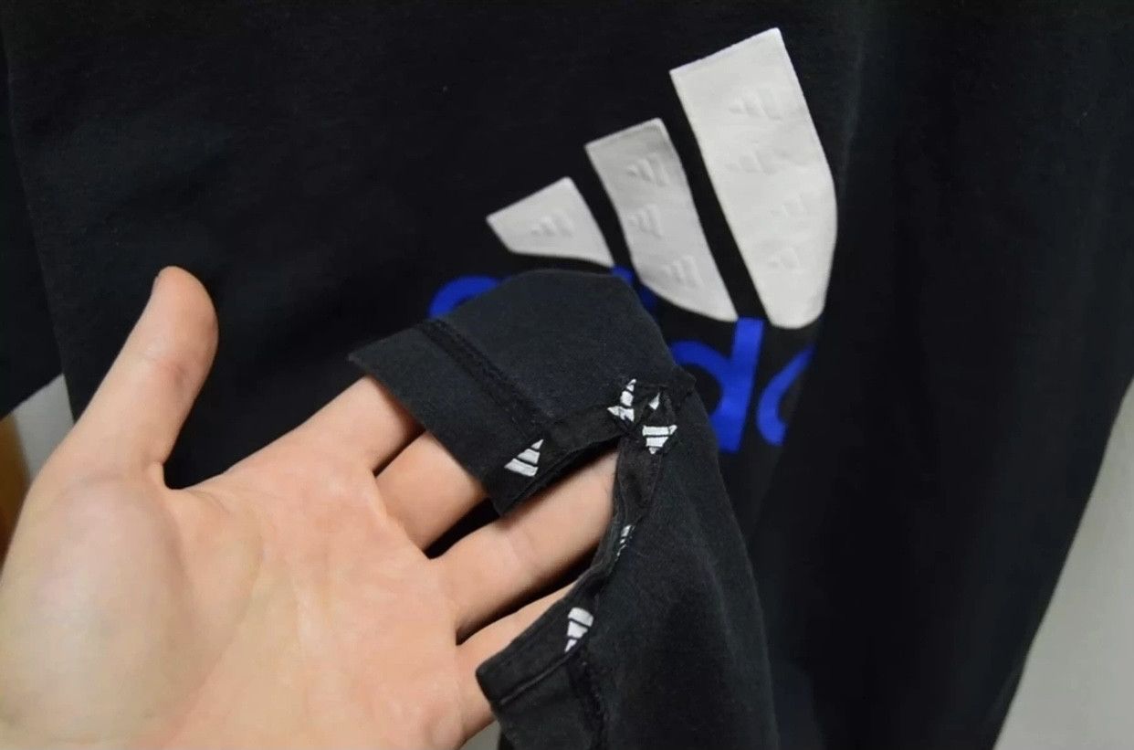 Vintage Adidas big logo vintage t -shirt L size Size US L / EU 52-54 / 3 - 3 Thumbnail
