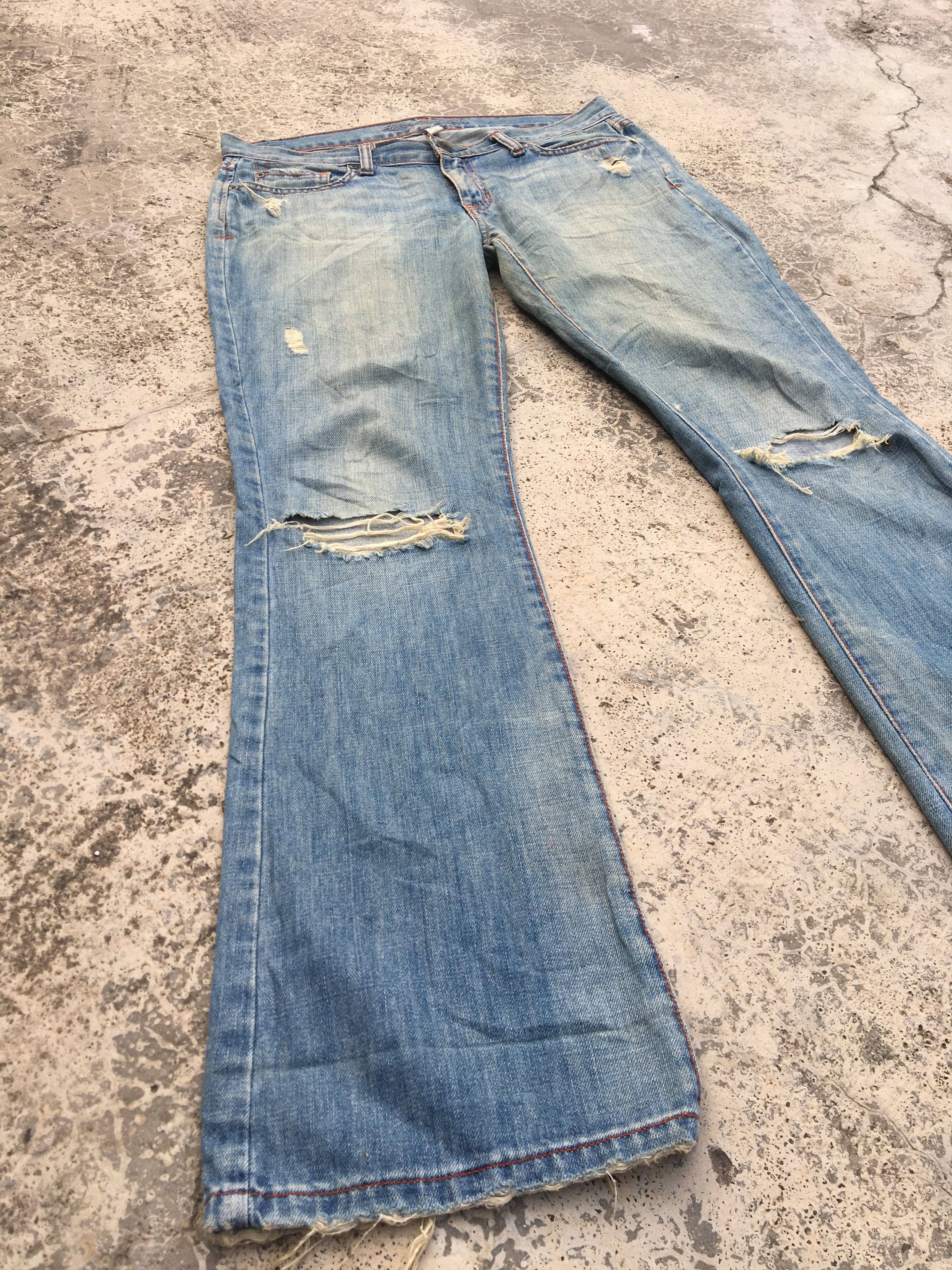 image of Abercrombie Fitch x Distressed Denim Vintageflare Distressed Abercrombie & Fitch Jeans (Size 34)