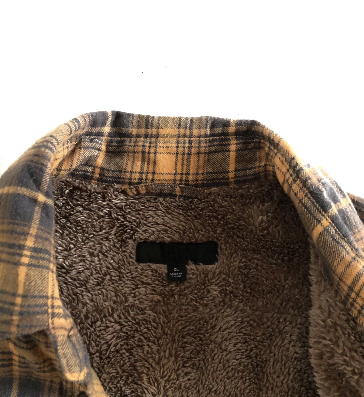 Uniqlo 🔥Uniqlo Flannel Button Jacket Faux Fur Inside Size US M / EU 48-50 / 2 - 6 Thumbnail