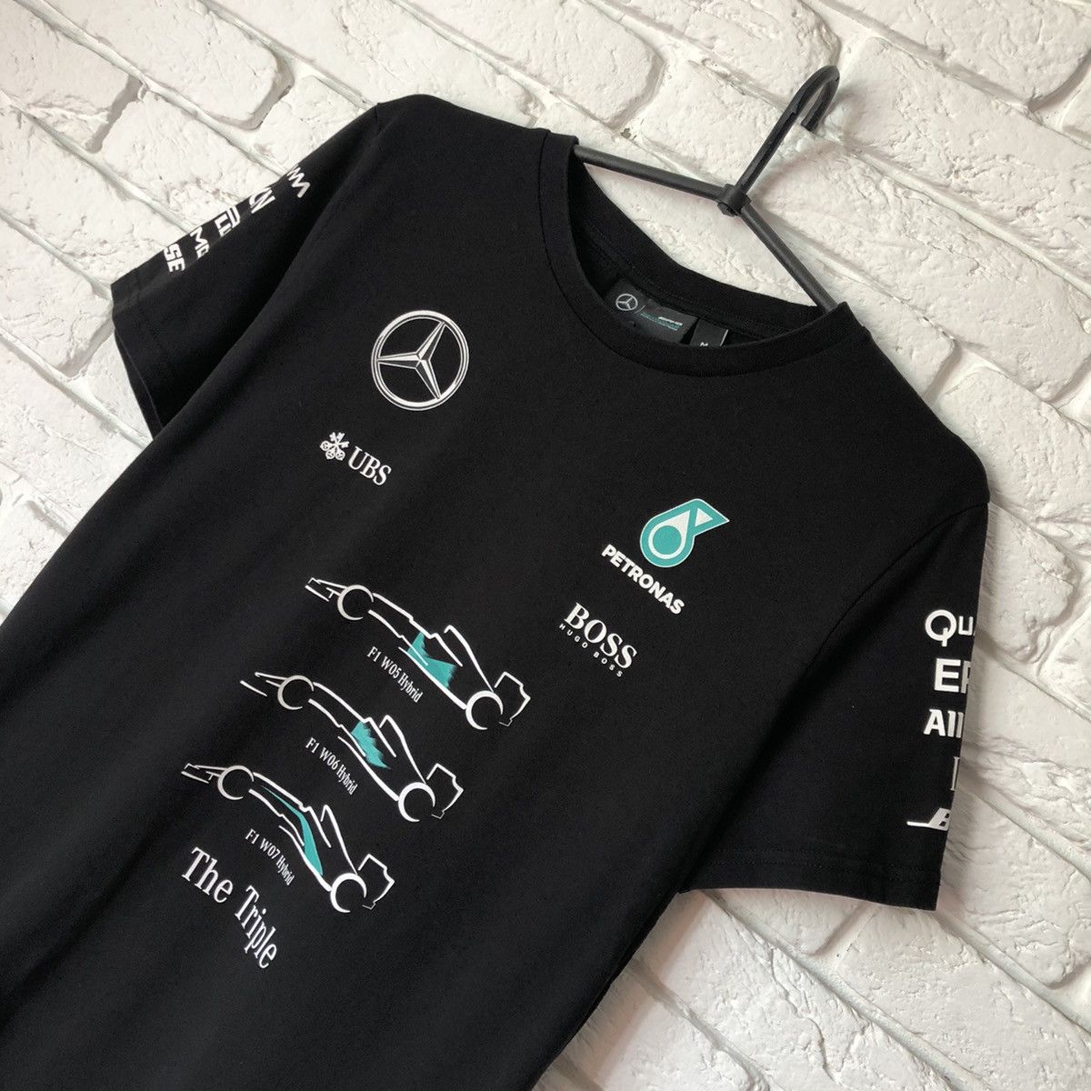 Formula 1 × Mercedes-Benz Mercedes Benz AMG Petronas Hugo Boss tee t shirt Size US M / EU 48-50 / 2 - 3 Thumbnail