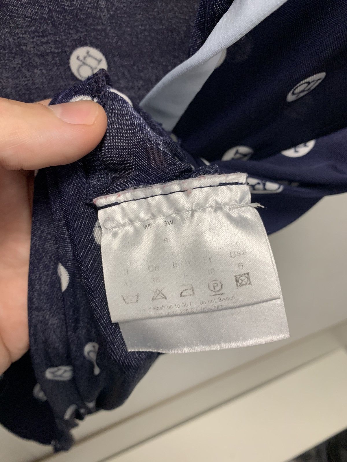 Other Roccobarocco women blouse m size monogram Size ONE SIZE - 5 Thumbnail