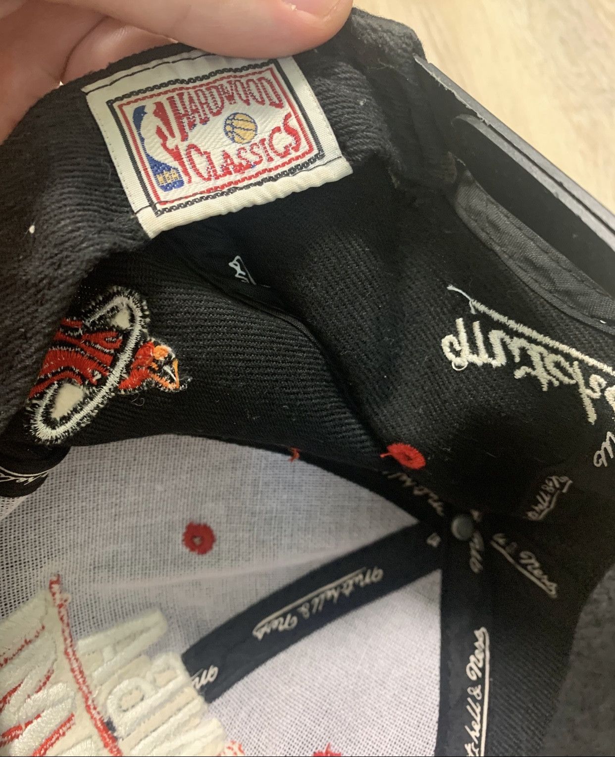 Mitchell & Ness Miami heat nba Mitchell & ness cup cap Size ONE SIZE - 6 Thumbnail