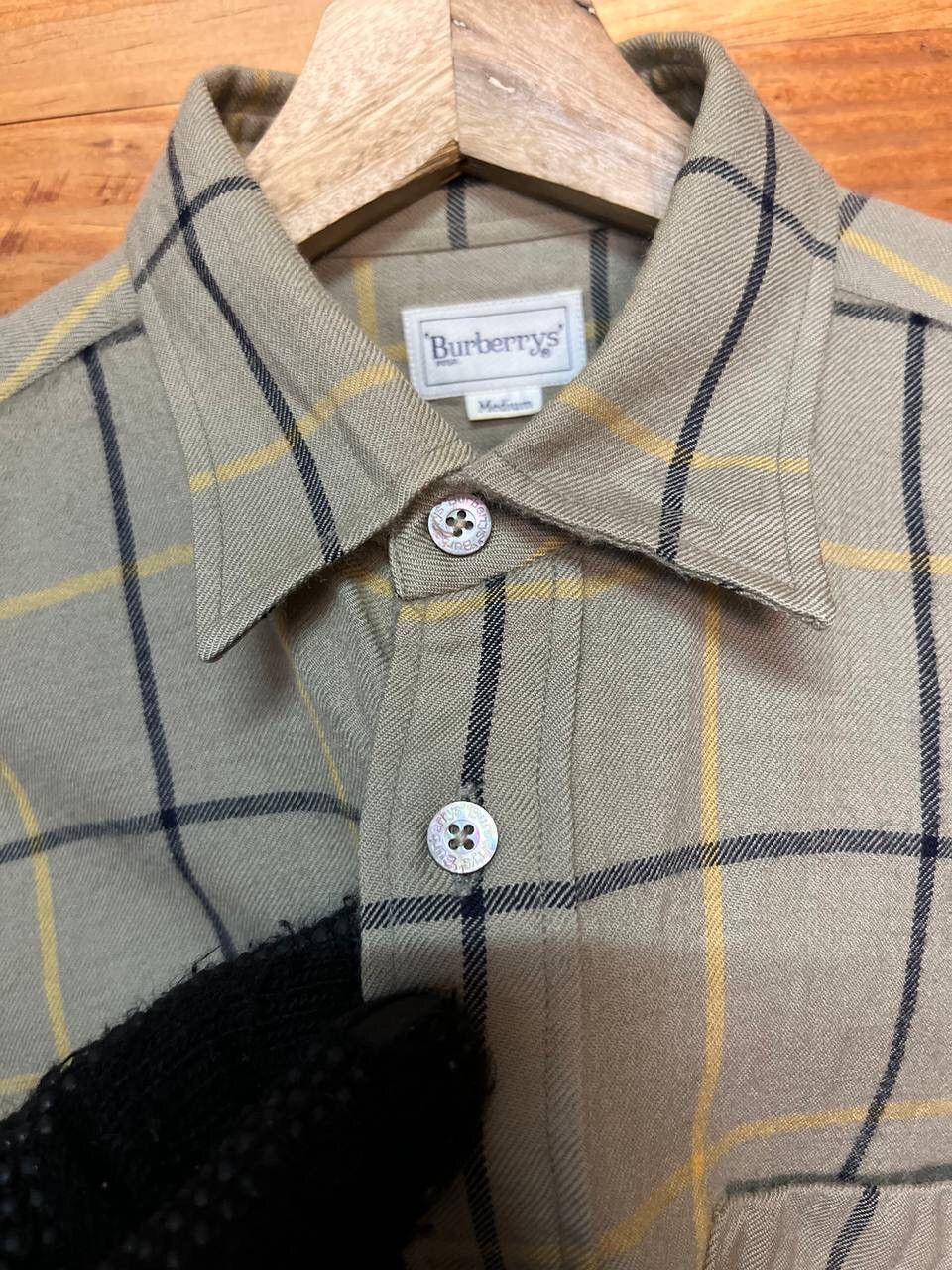 Burberry BURBERRY WOOL SHIRT Size US M / EU 48-50 / 2 - 7 Thumbnail