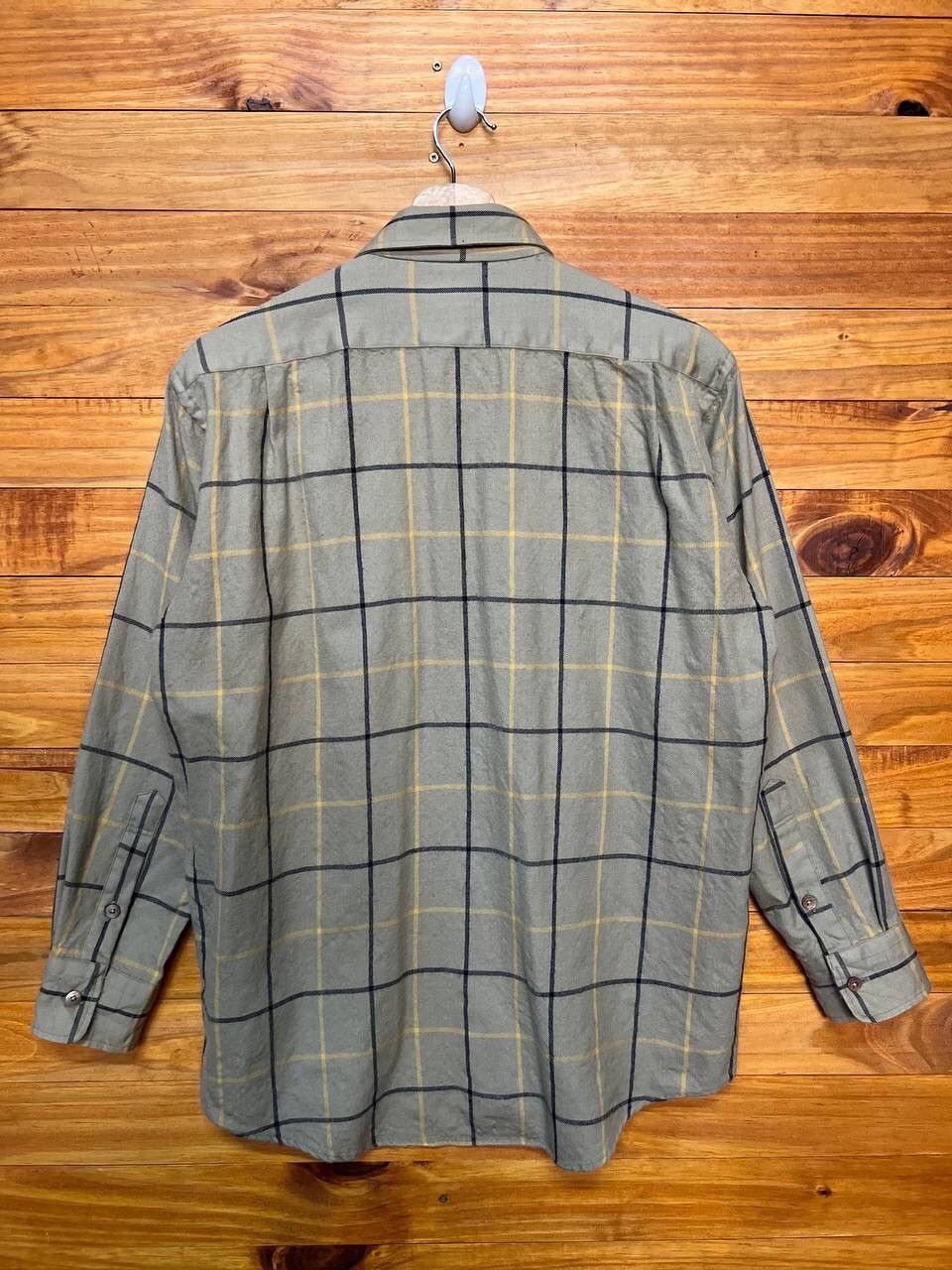Burberry BURBERRY WOOL SHIRT Size US M / EU 48-50 / 2 - 8 Thumbnail