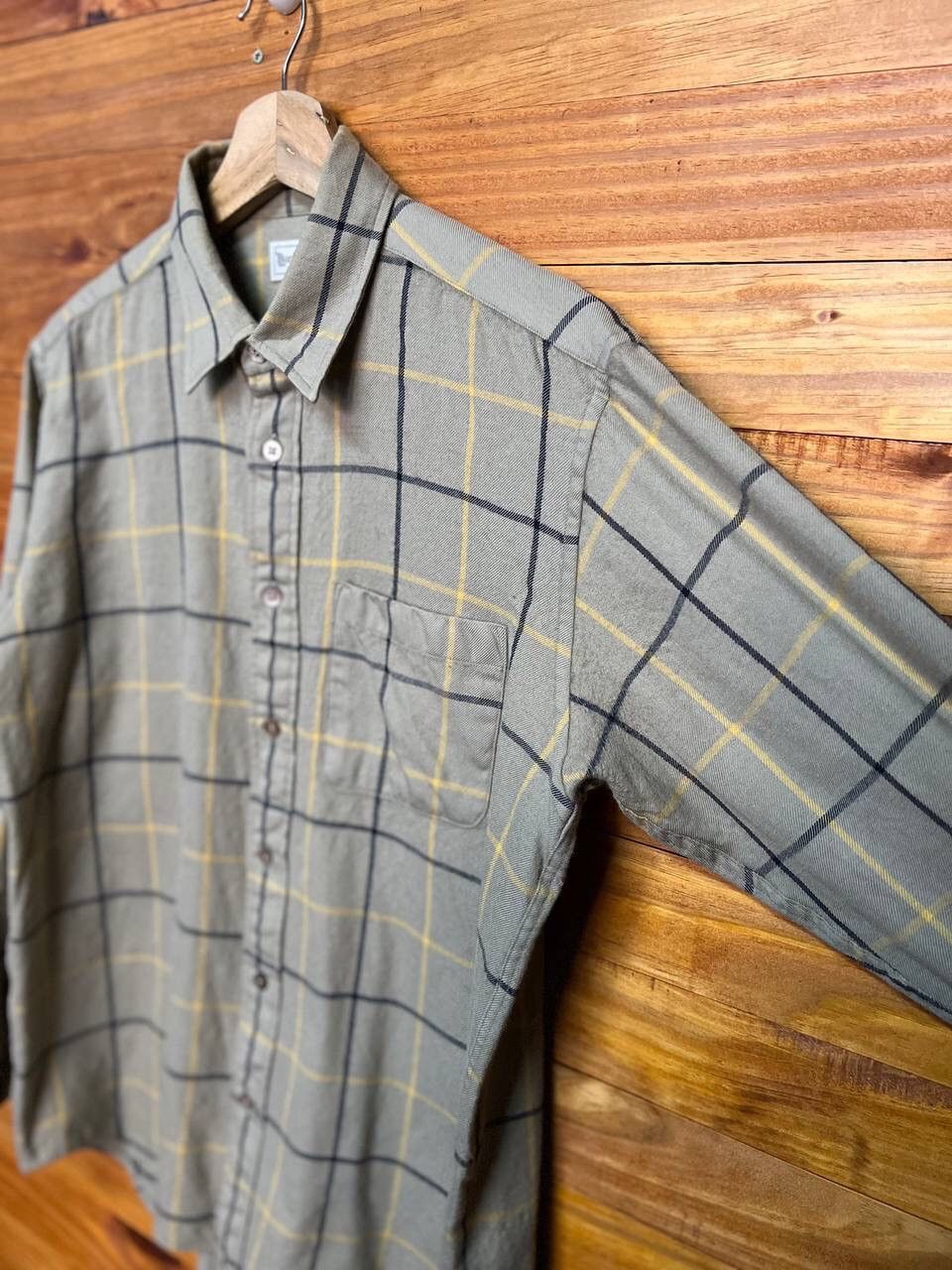 Burberry BURBERRY WOOL SHIRT Size US M / EU 48-50 / 2 - 5 Thumbnail