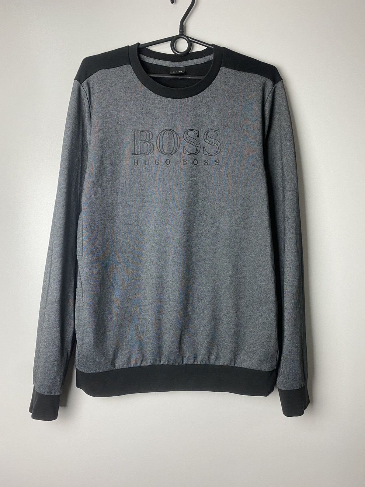 Hugo Boss Hugo Boss luxury sweatshirt size L Size US L / EU 52-54 / 3 - 1 Thumbnail